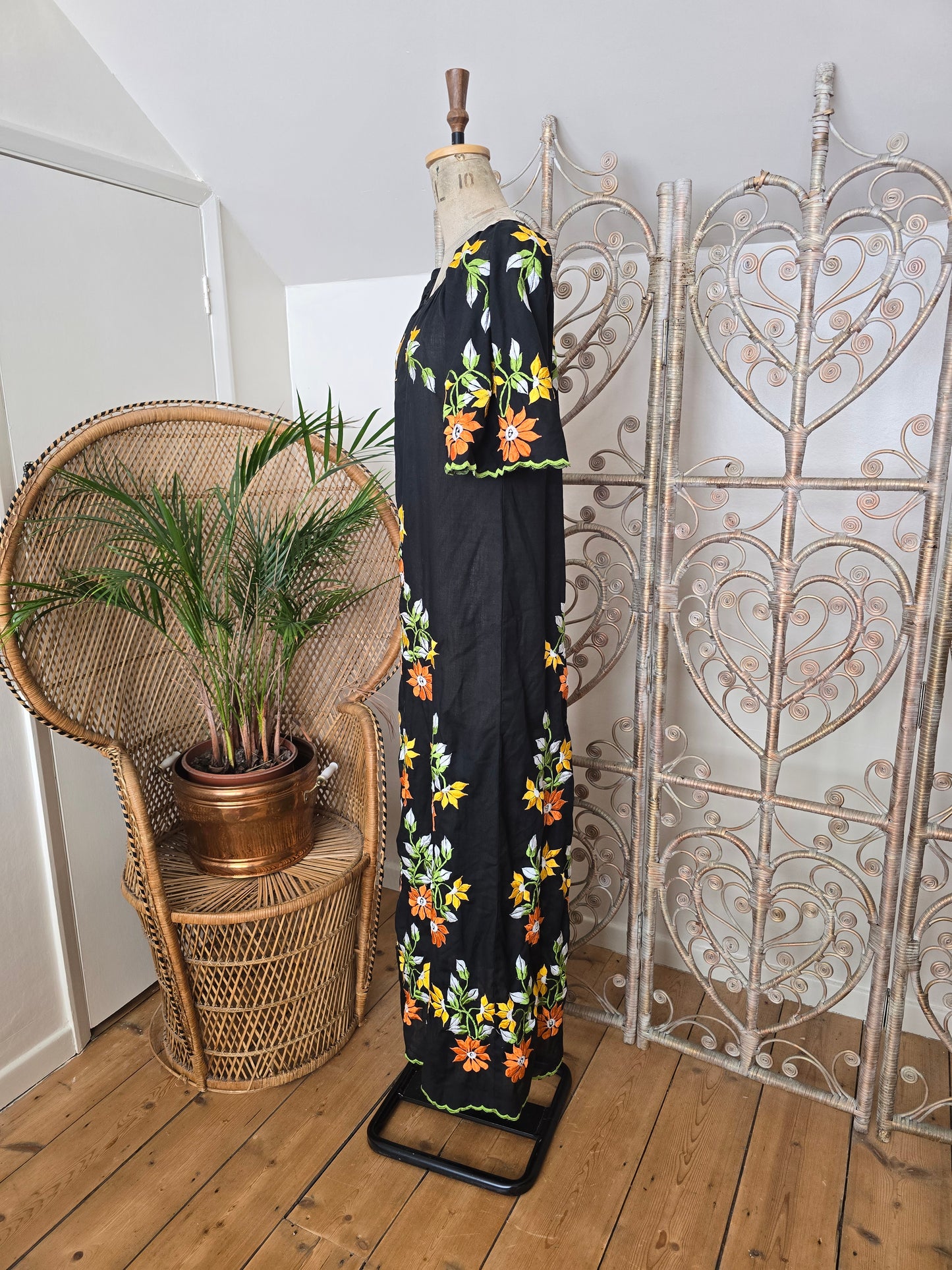 Vintage embroidered kaftan dress