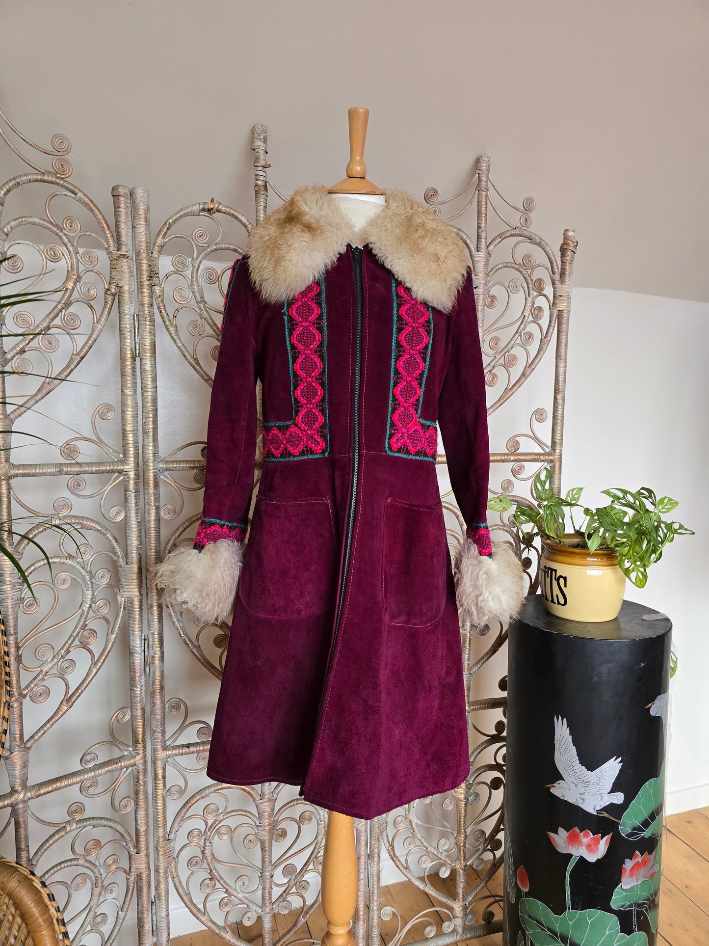 Vintage suede Sheepskin collar cuff coat