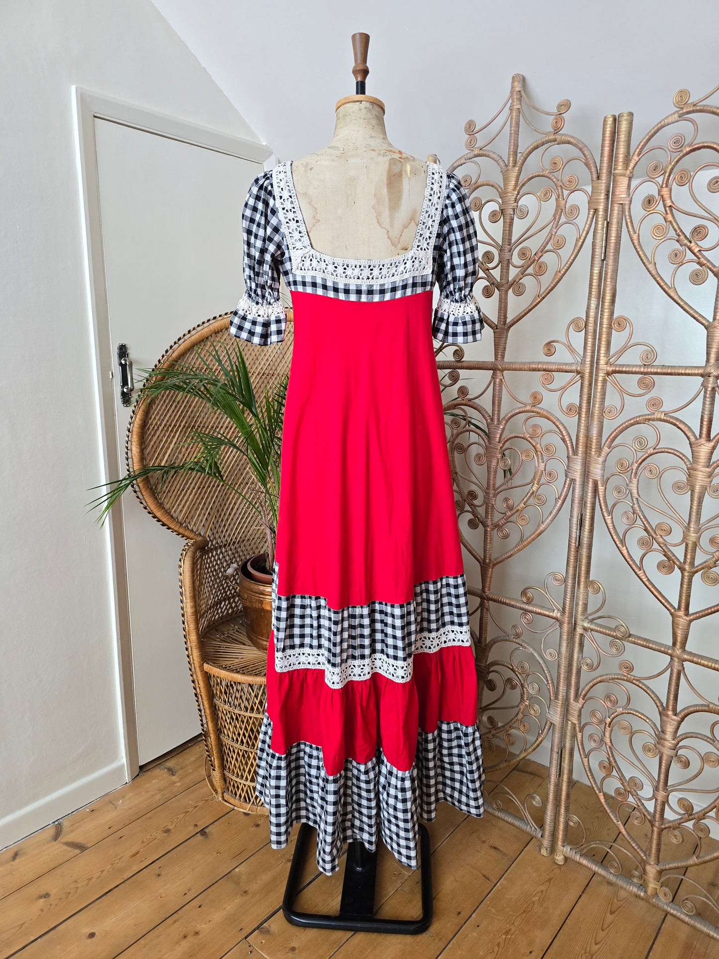 Vintage Travers Tempos maxi dress