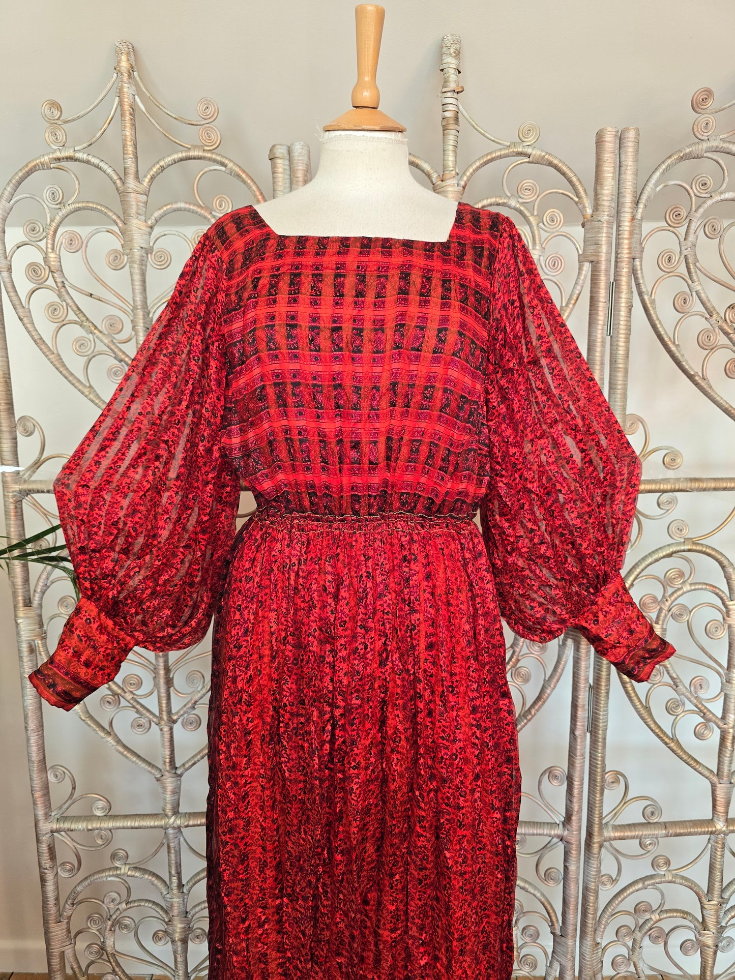 Vintage Raksha of Hindimp London silk Indian dress