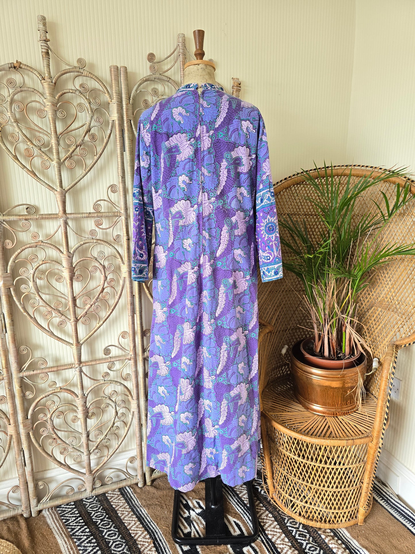 Vintage kaftan dress