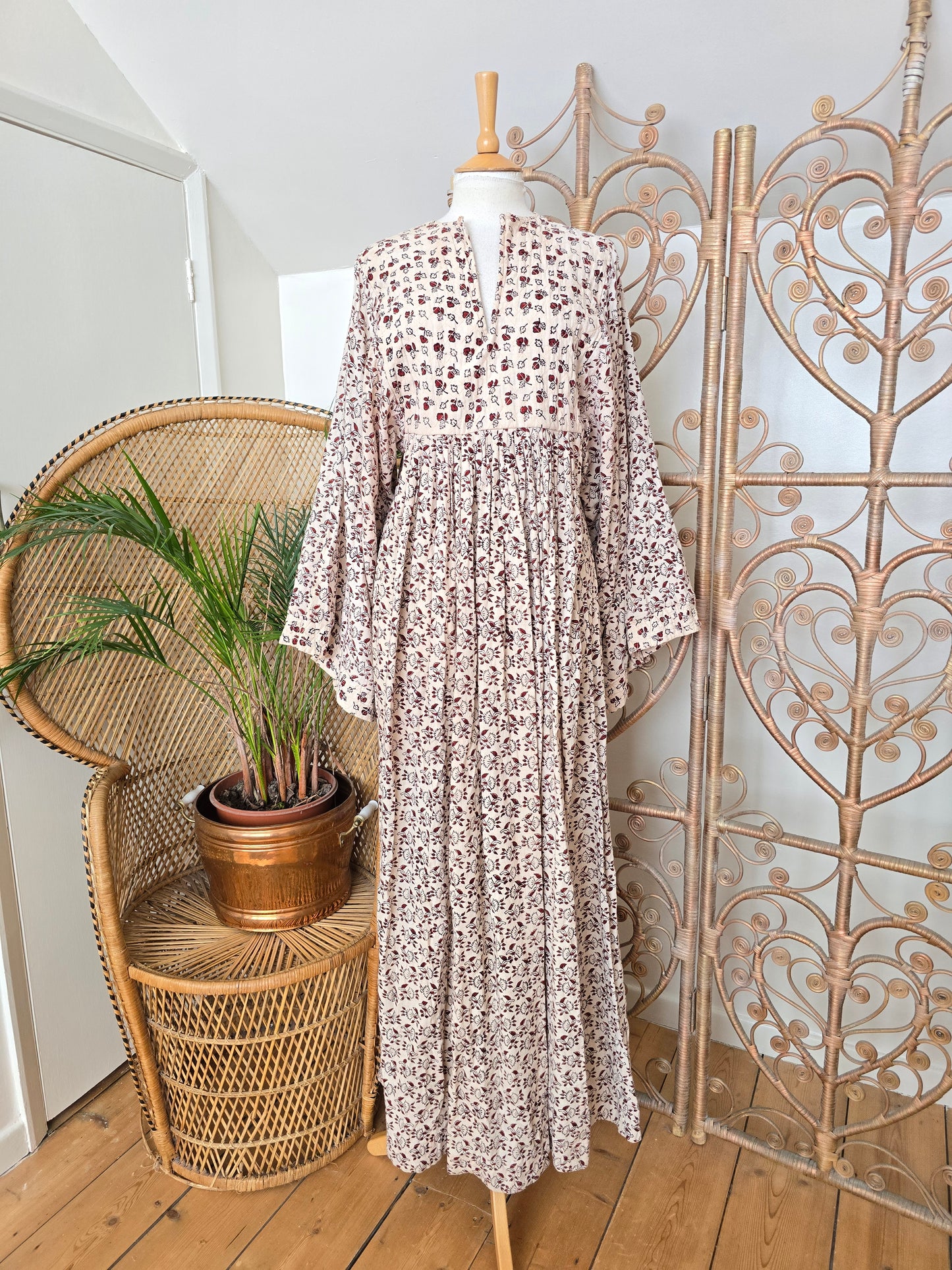 Vintage Anmol indian print 70s maxi dress