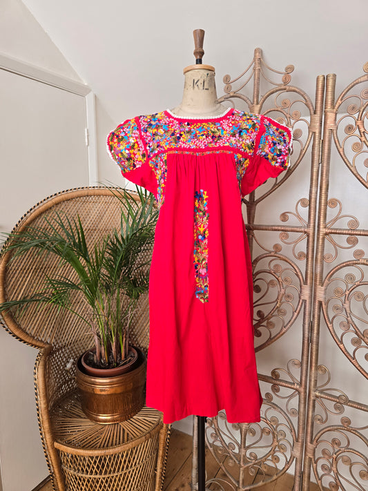 Vintage embroidered mexican dress