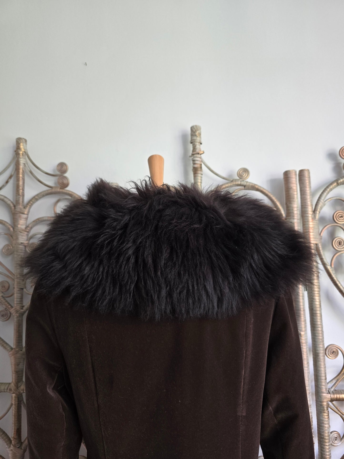 Vintage velvet sheepskin collar coat