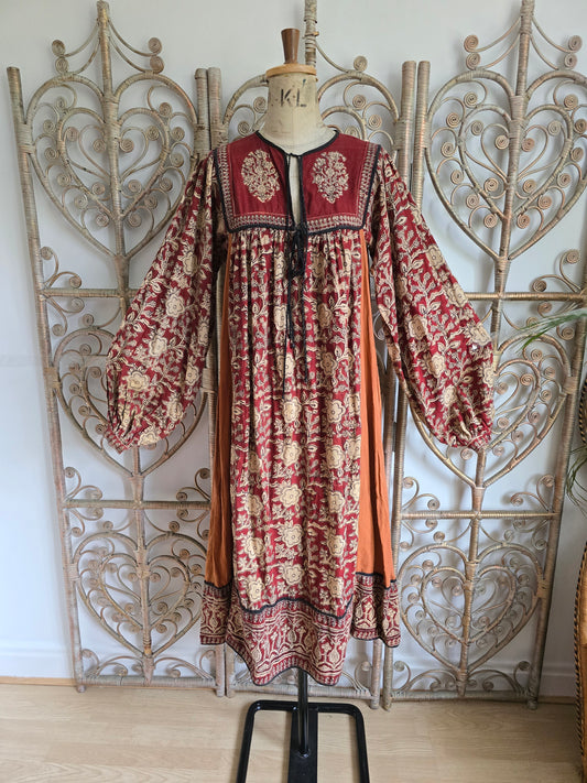 Vintage interlinks Indian cotton dress