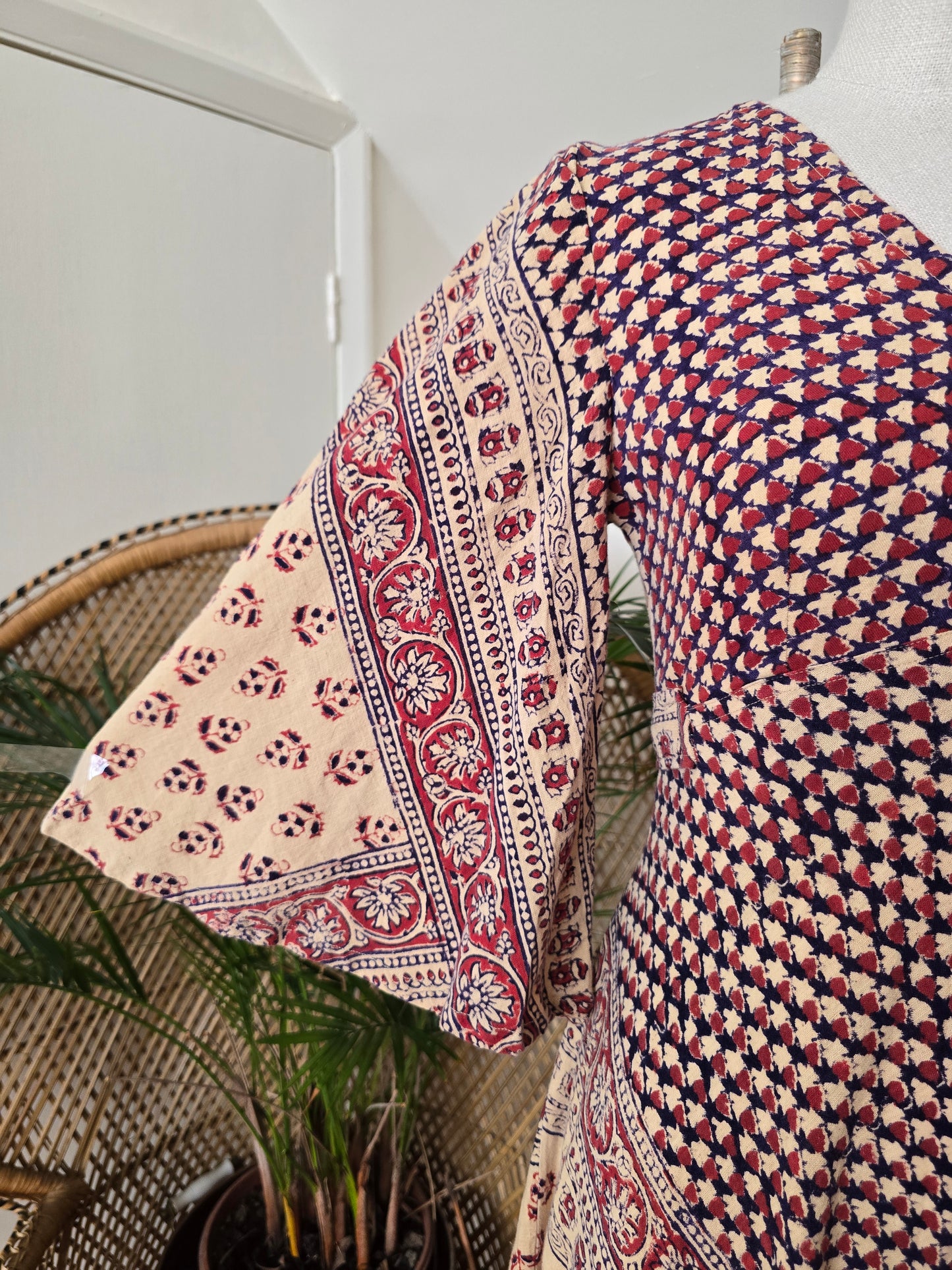 Vintage indian print 70s maxi dress