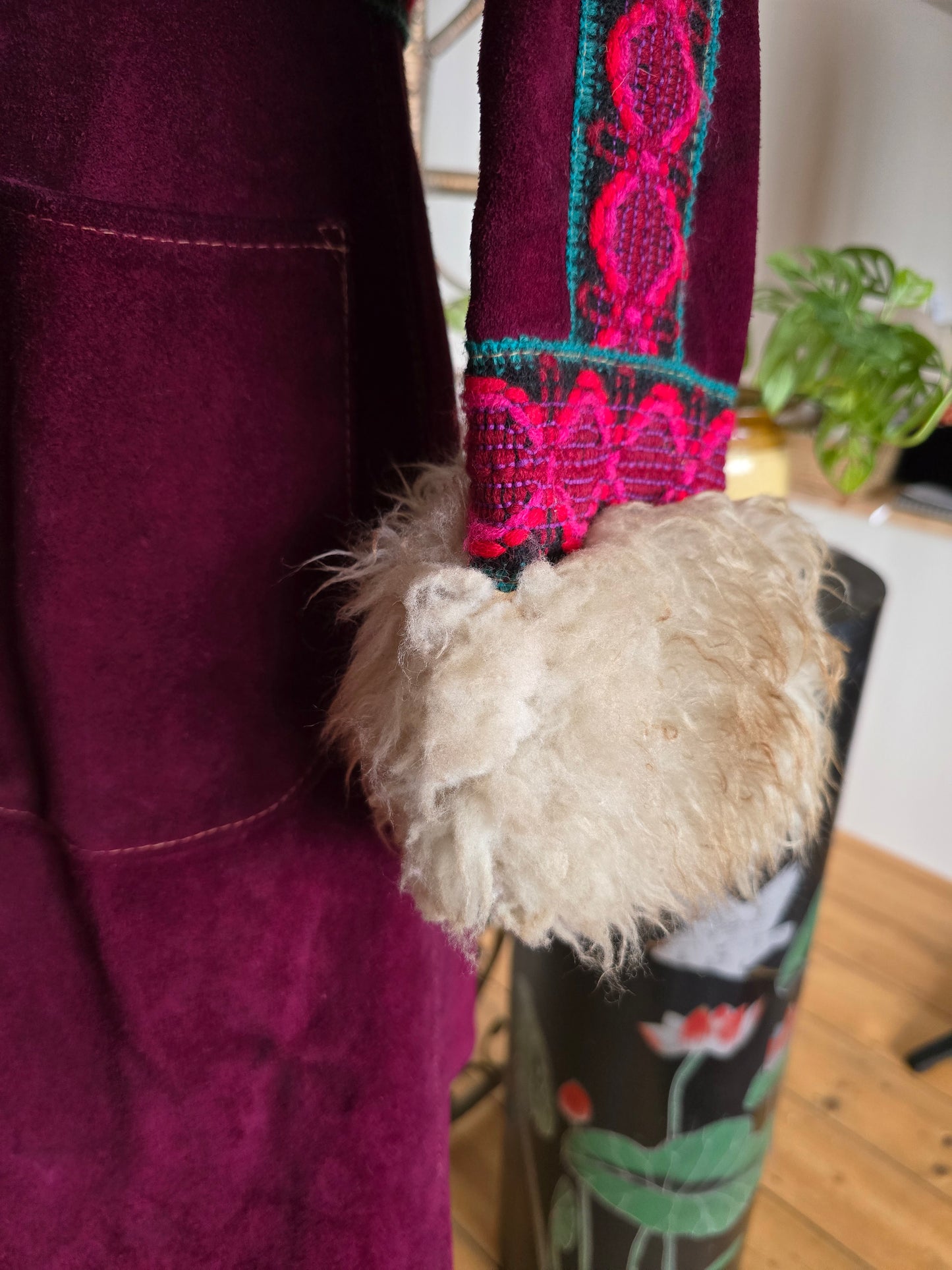 Vintage suede Sheepskin collar cuff coat