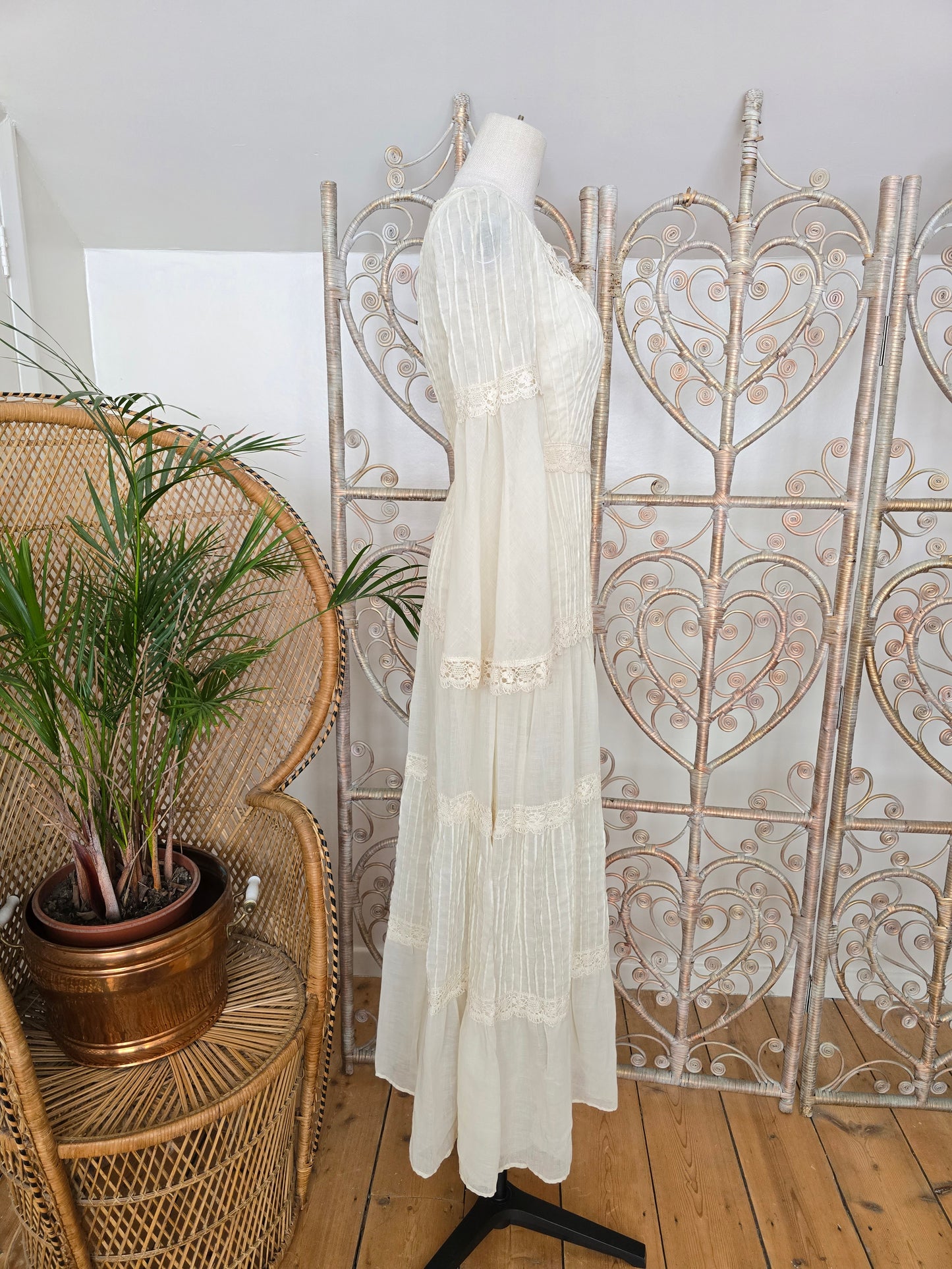 Vintage lace maxi dress