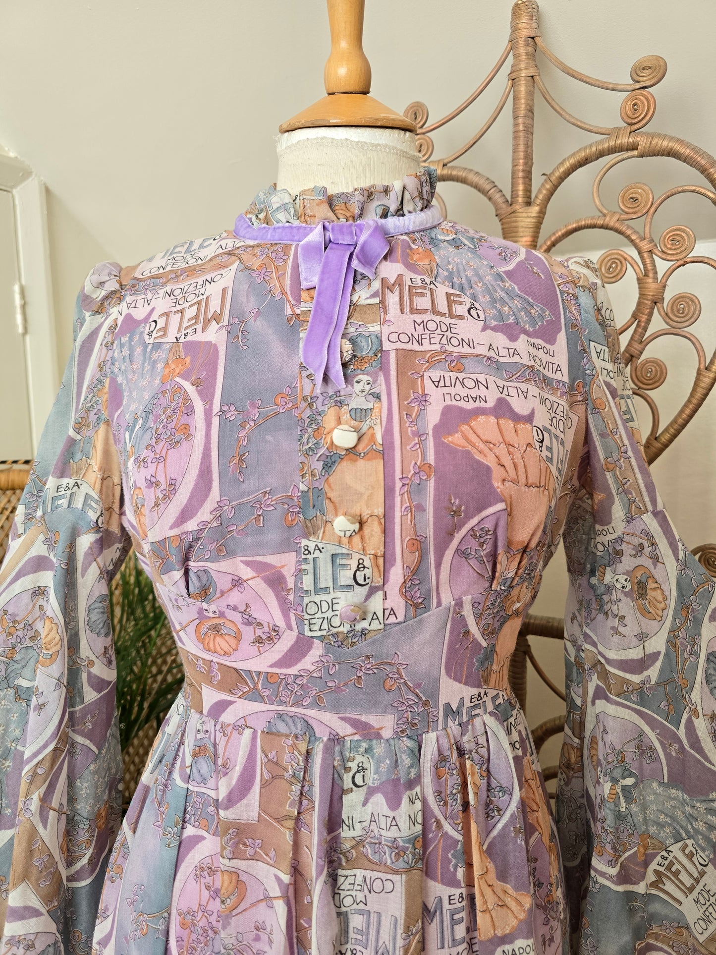Vintage angel sleeves dress