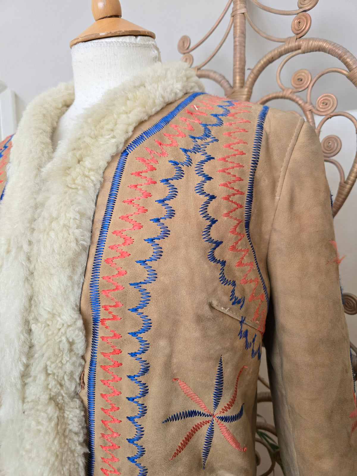 Vintage Afghan embroidered 70s coat