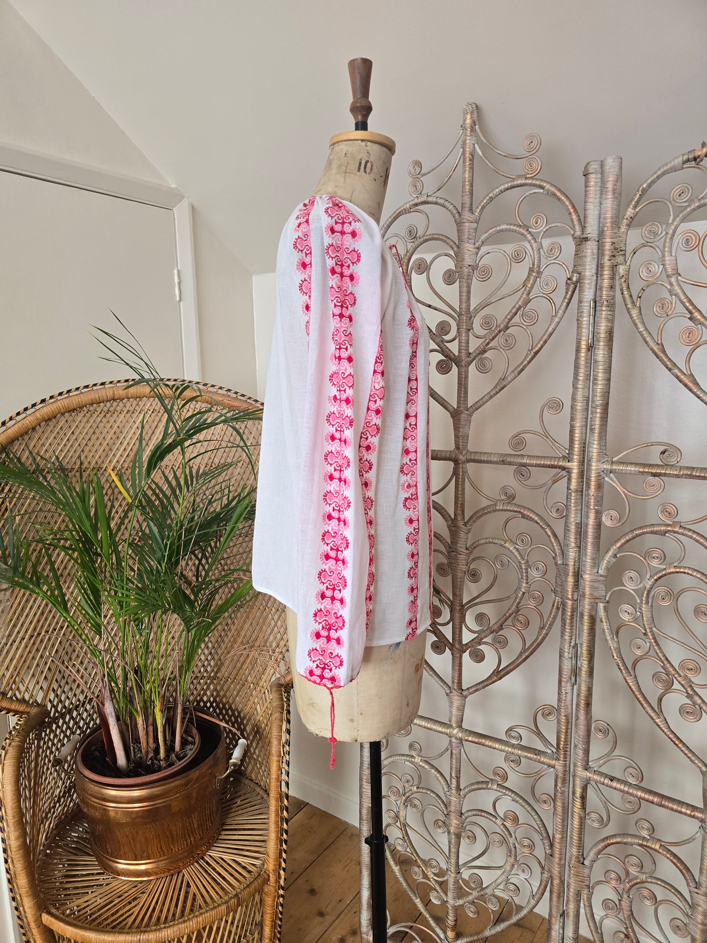 Vintage embroidered  blouse