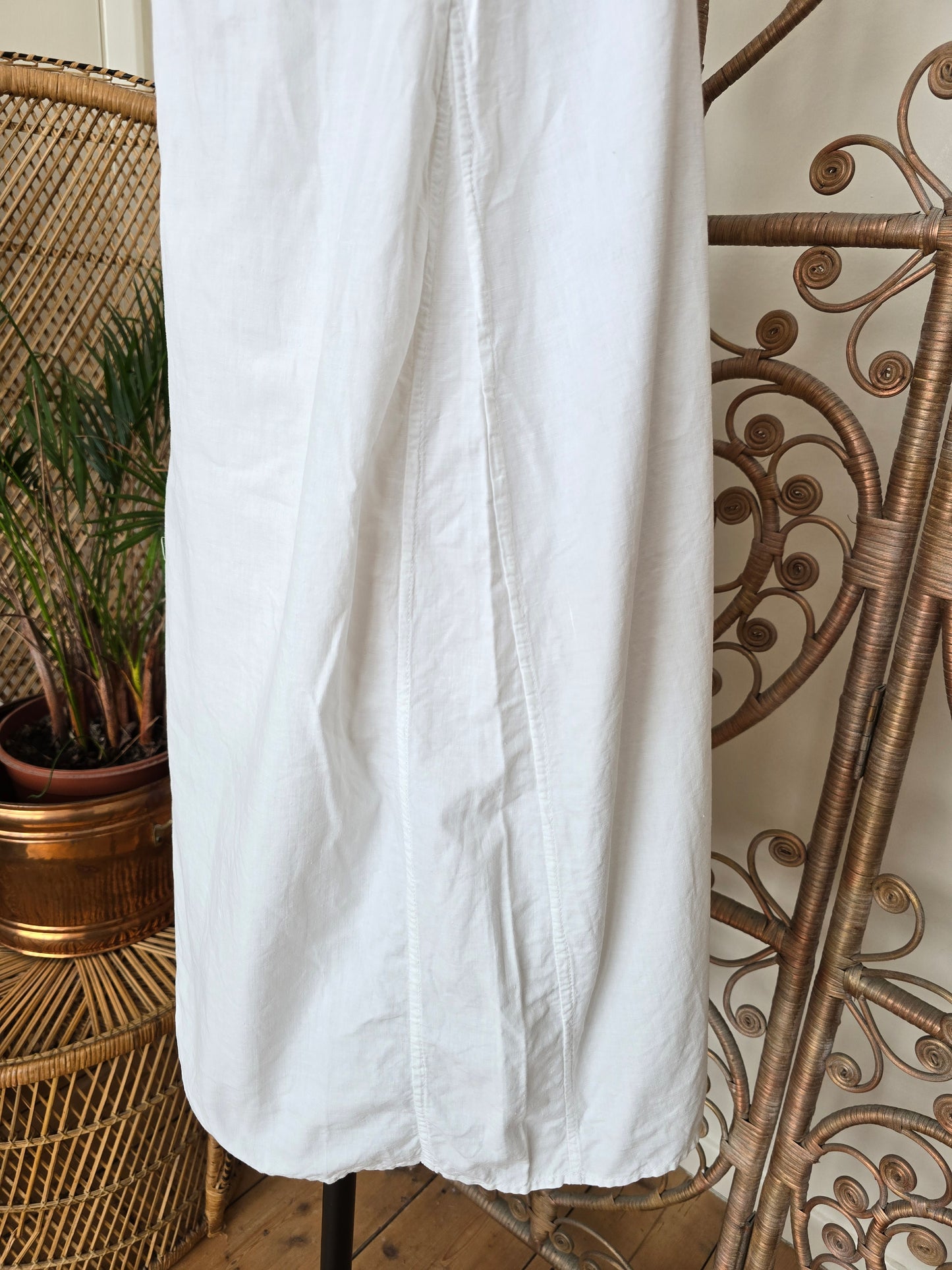 Antique cotton slip