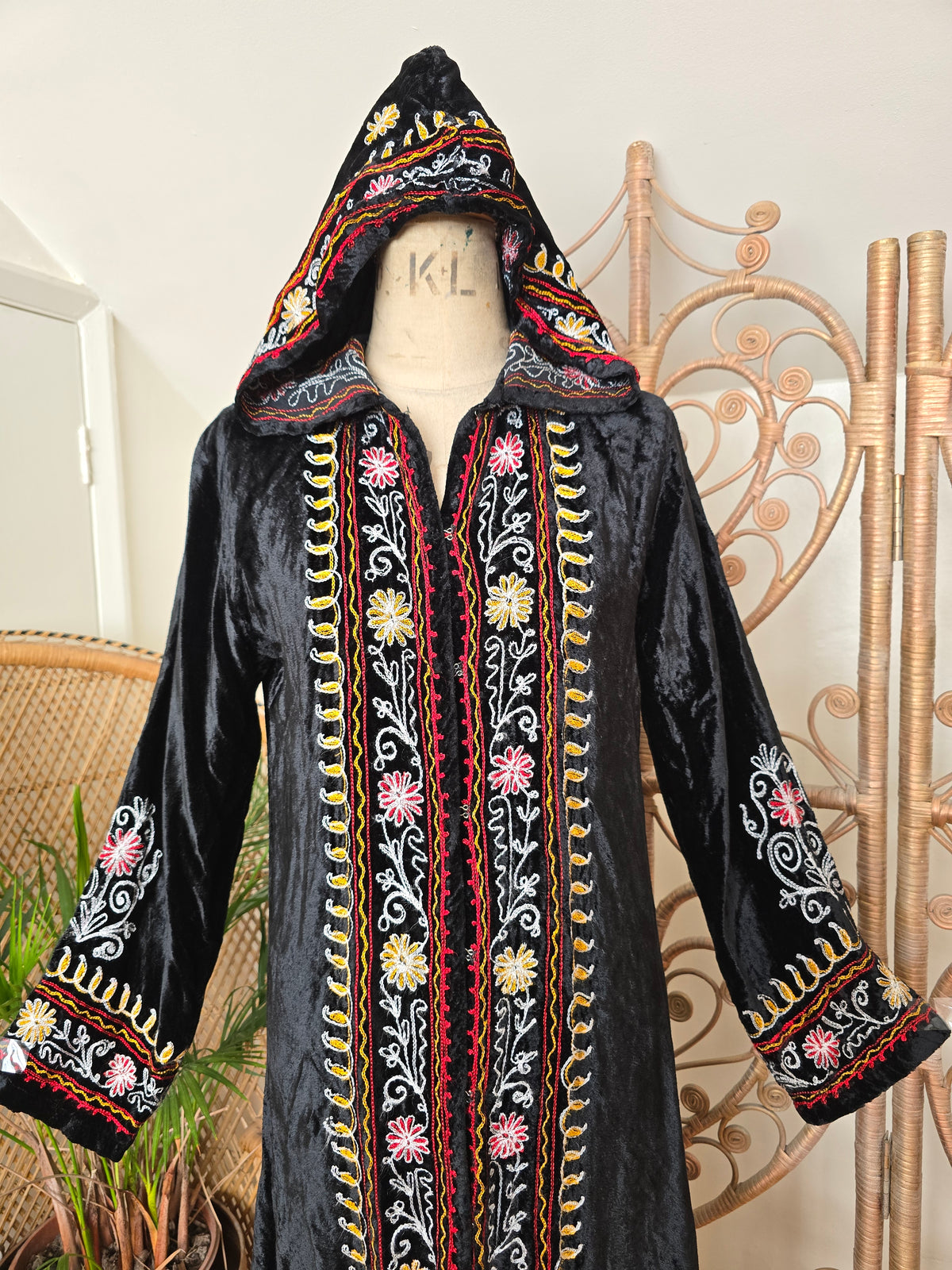 Vintage hooded embroidered velvet kaftan dress jacket