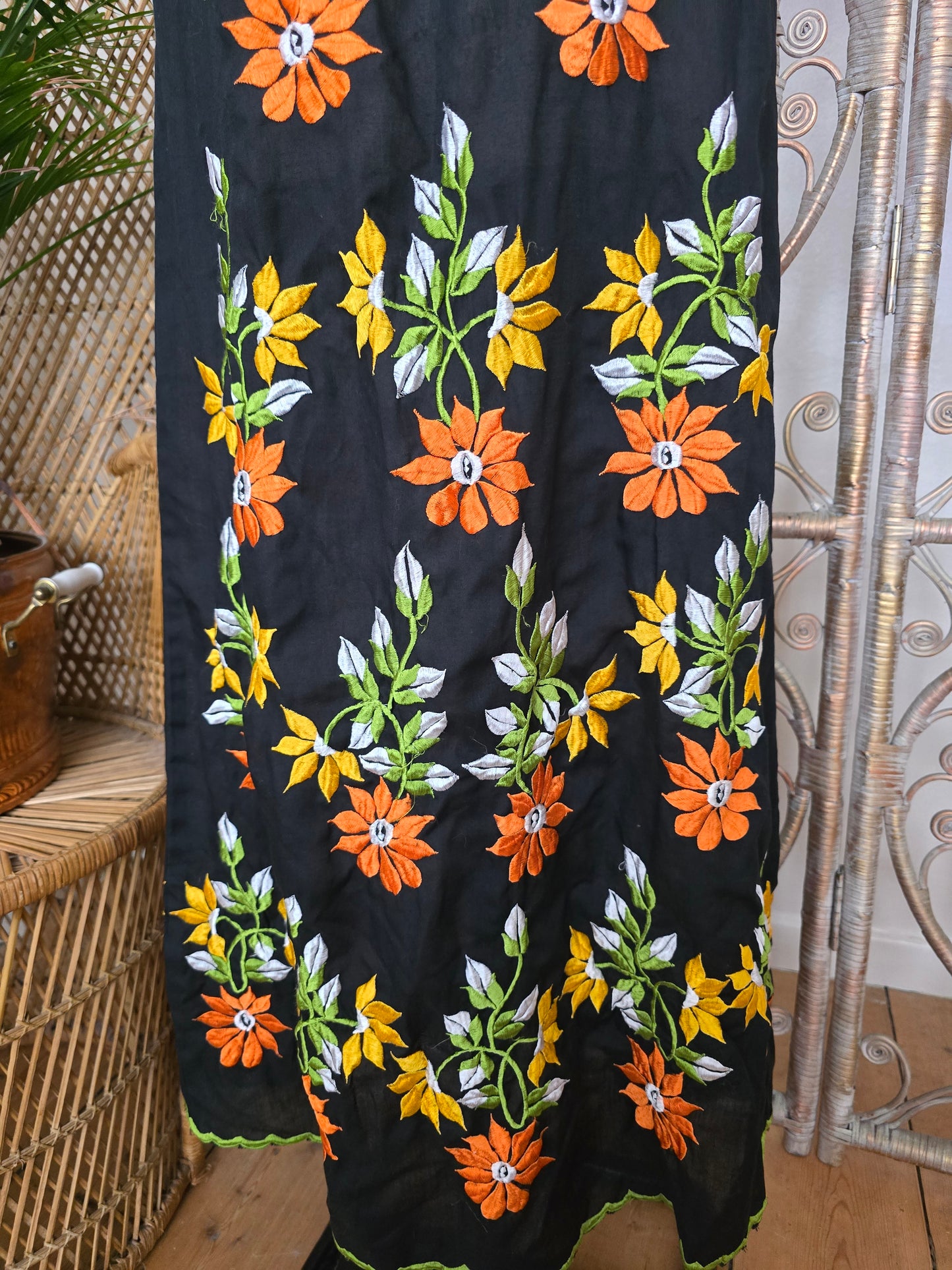 Vintage embroidered kaftan dress