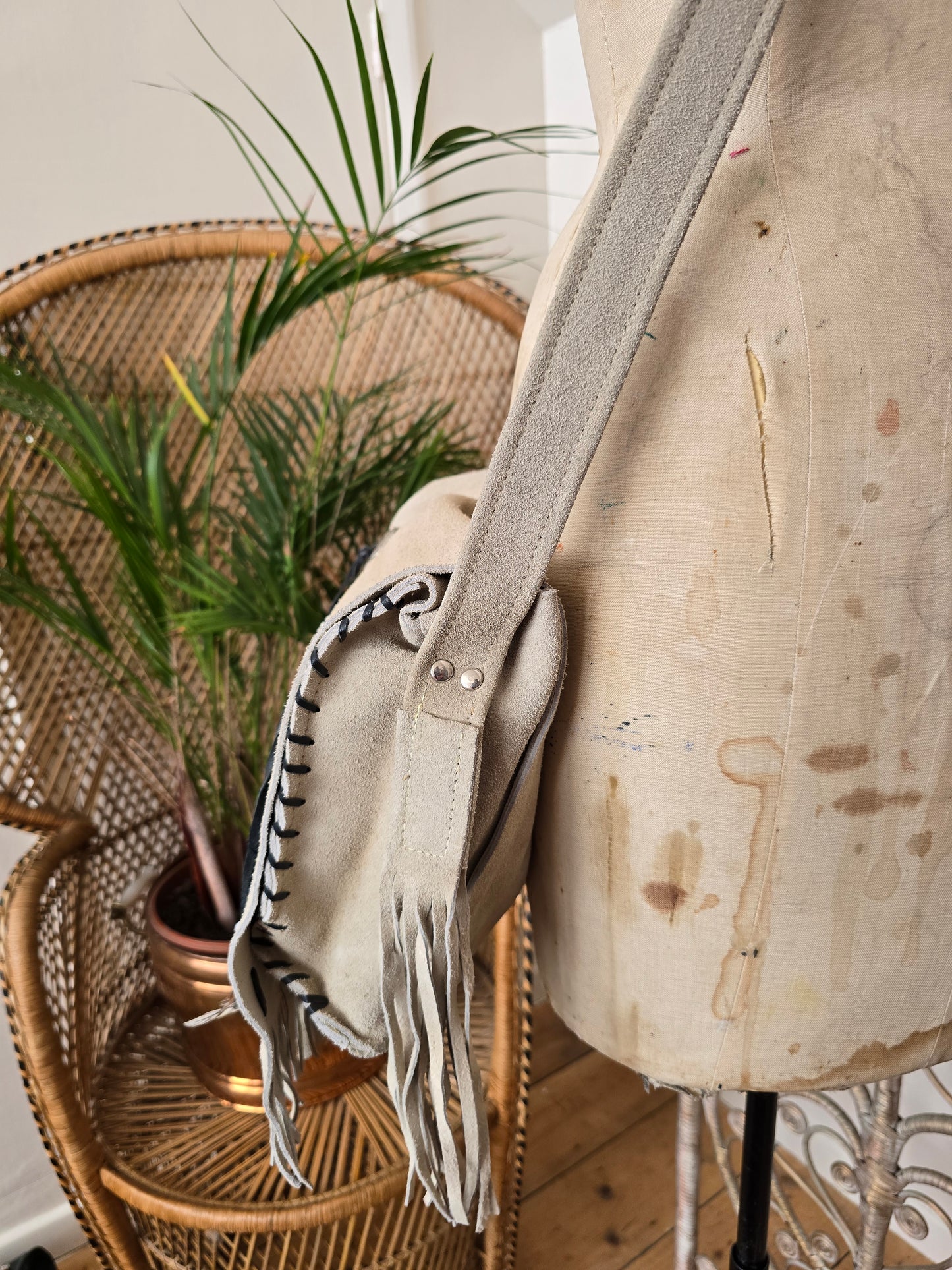 Vintage leather tassel bag