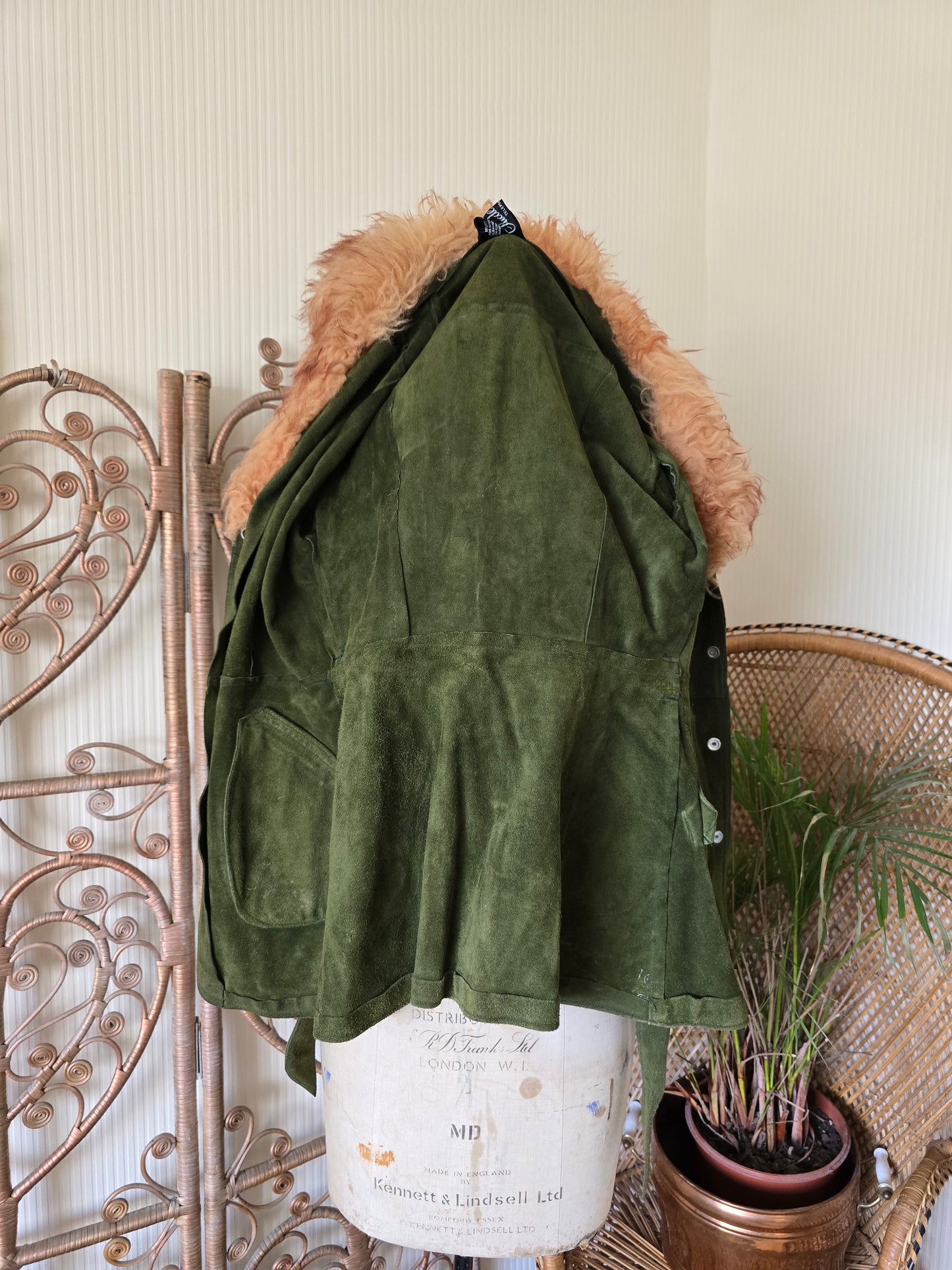 Vintage suede Sheepskin collar  coat