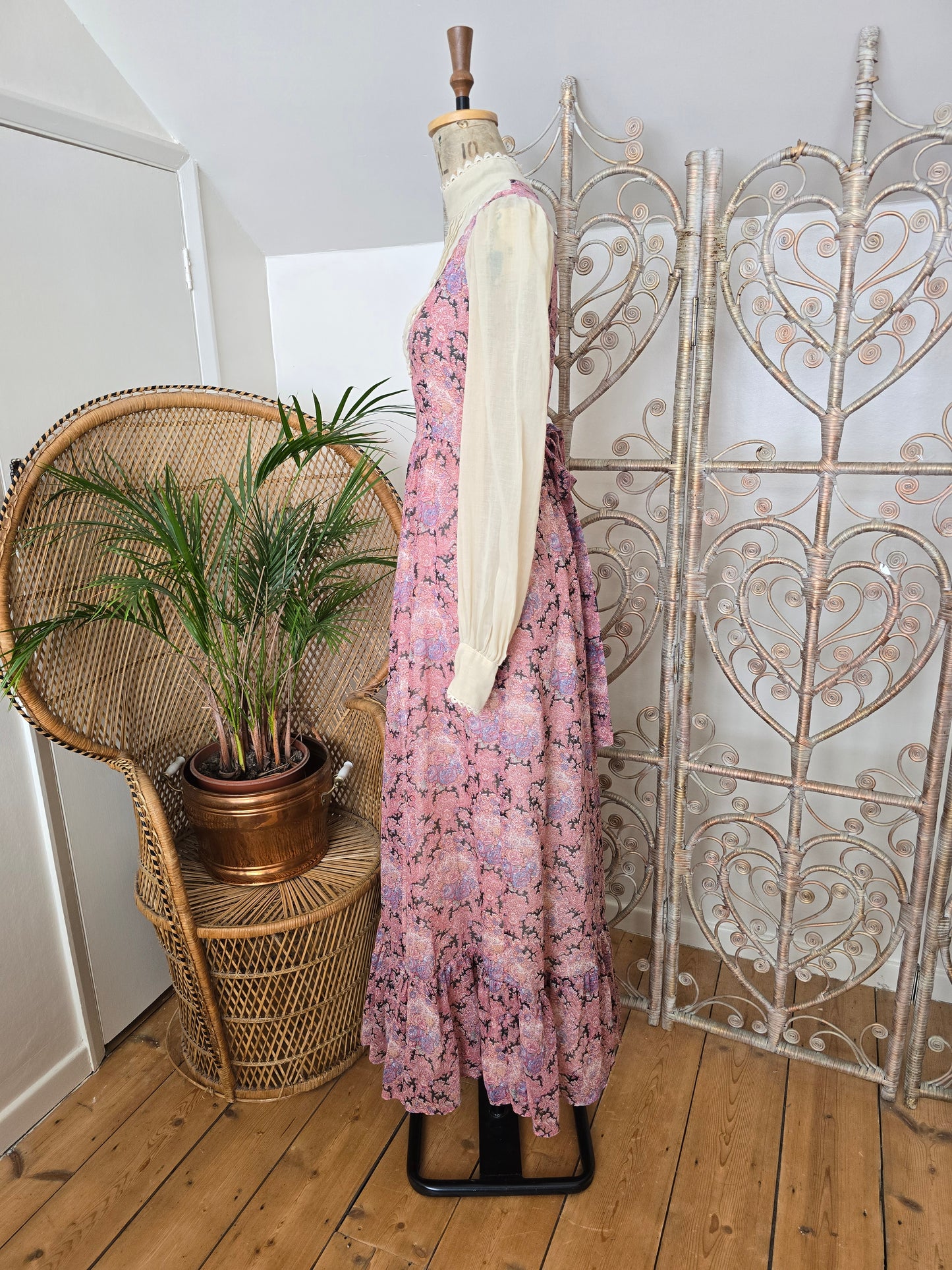 Vintage 70s Clothes Samuel Sherman maxi dress