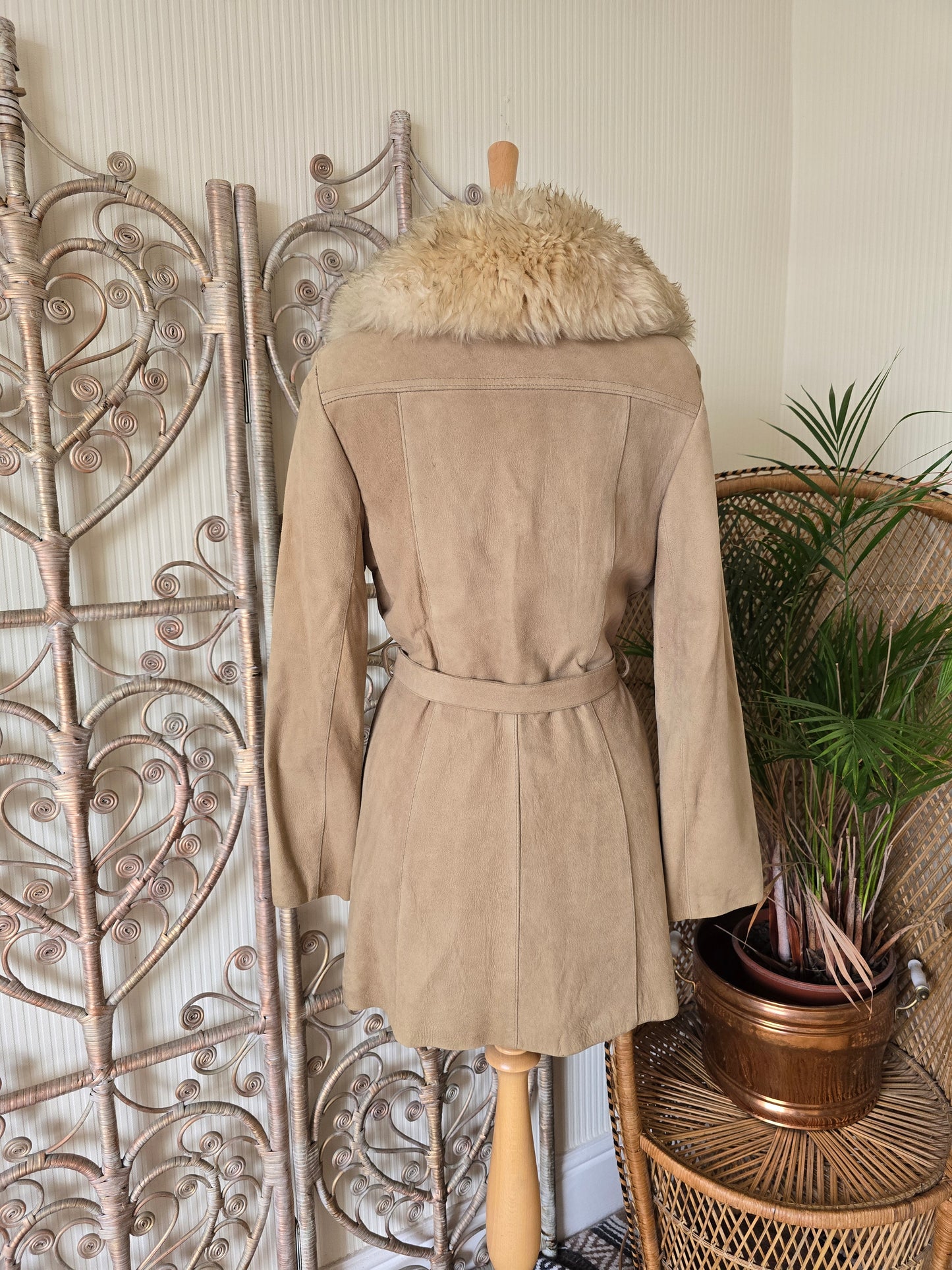 Vintage sheepskin collar suede coat