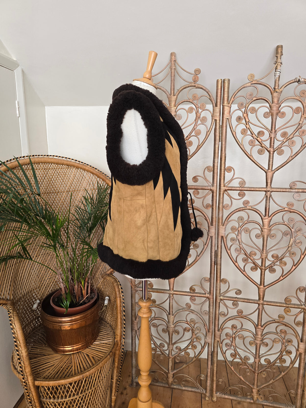 Vintage sheepskin 70s  waistcoat