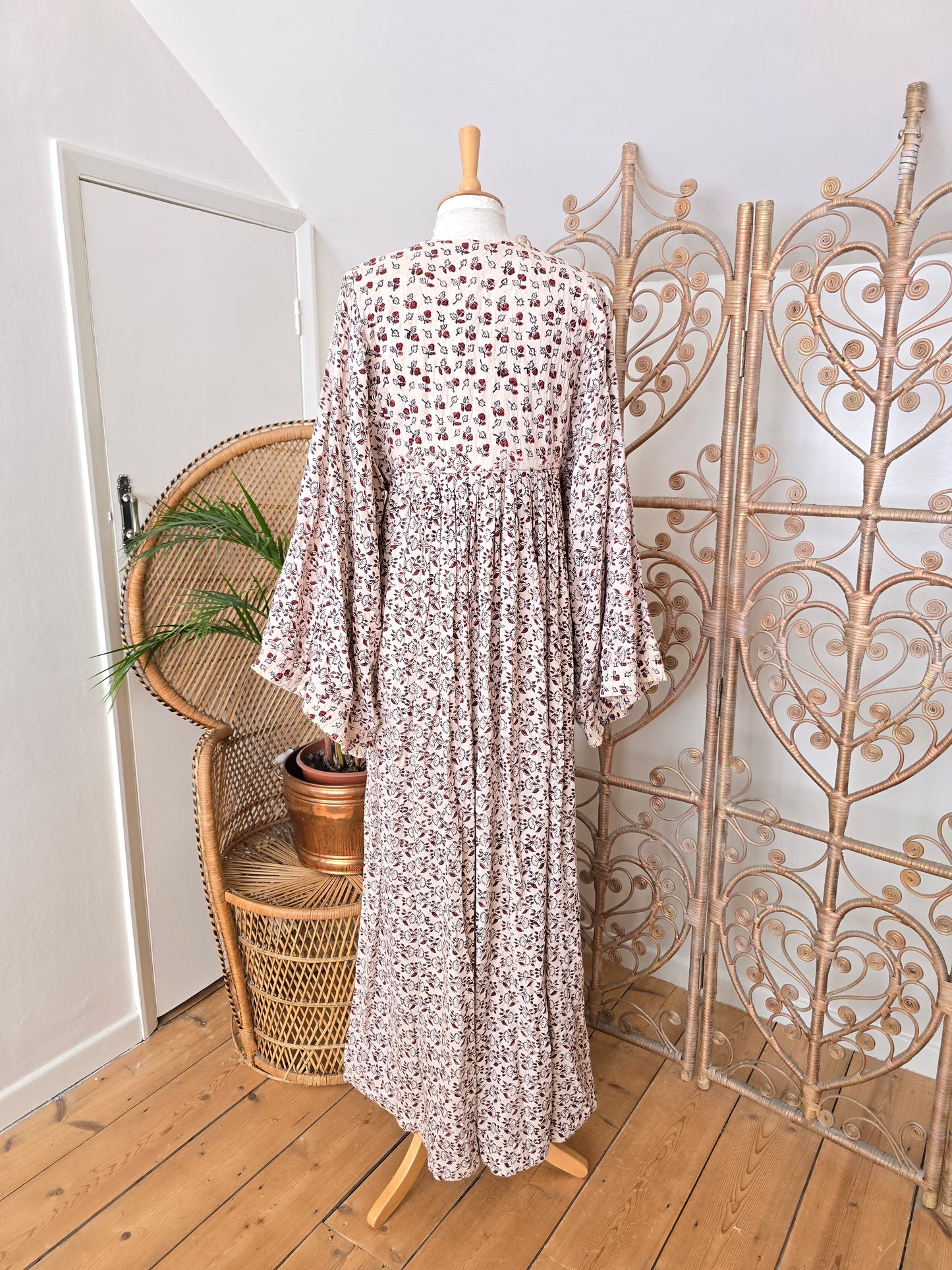 Vintage Anmol indian print 70s maxi dress