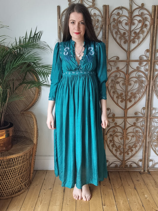 Vintage Indian silk kaftan dress XS