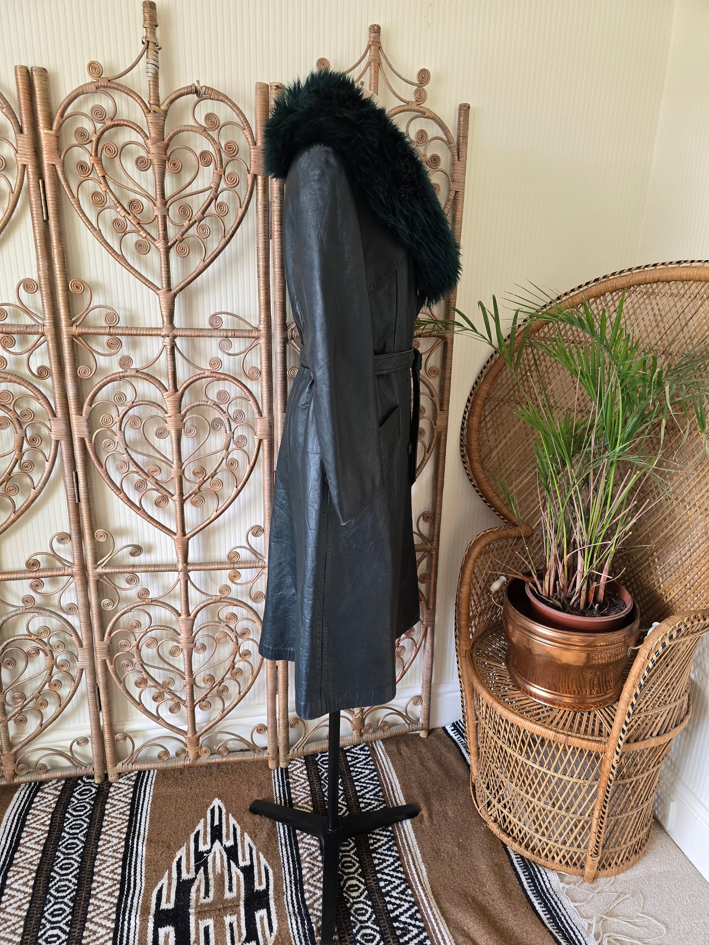 Vintage 70s leather coat