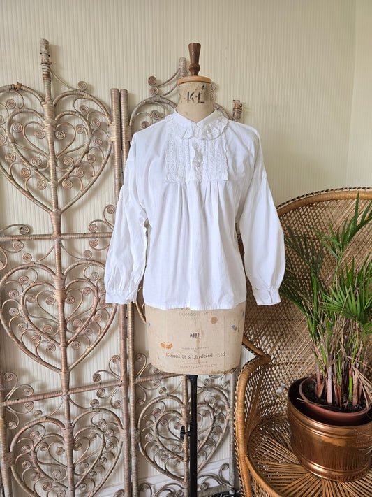 Vintage embroidery anglaise collar cotton blouse