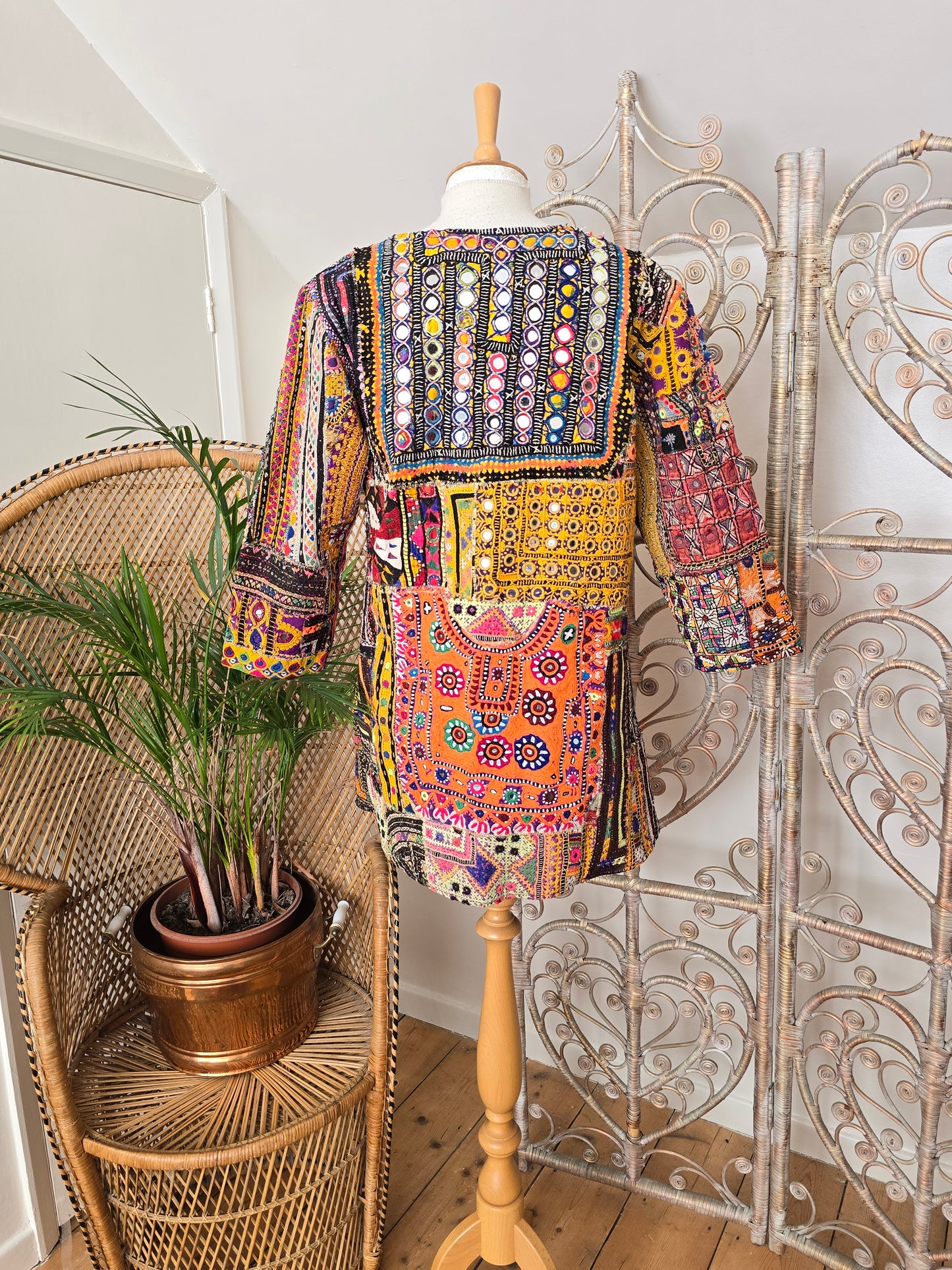 Vintage embroidered ethnic jacket