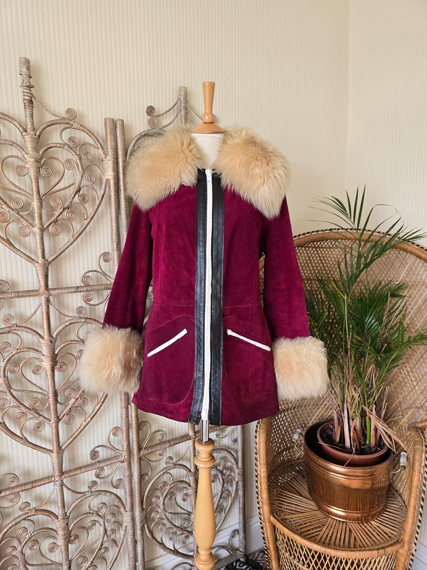 Vintage suede Sheepskin collar cuffs coat