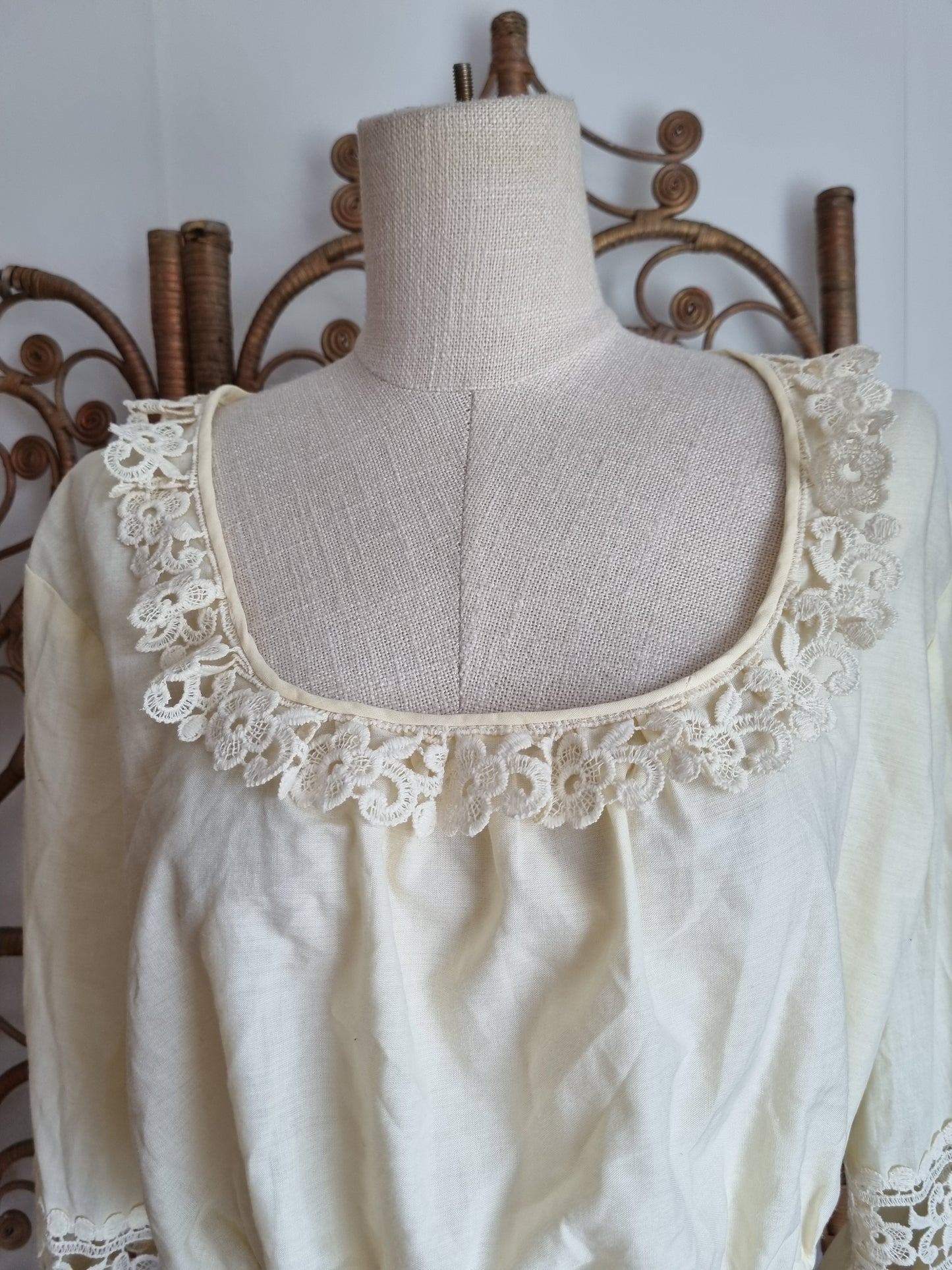 Vintage lace collar crop prairie blouse