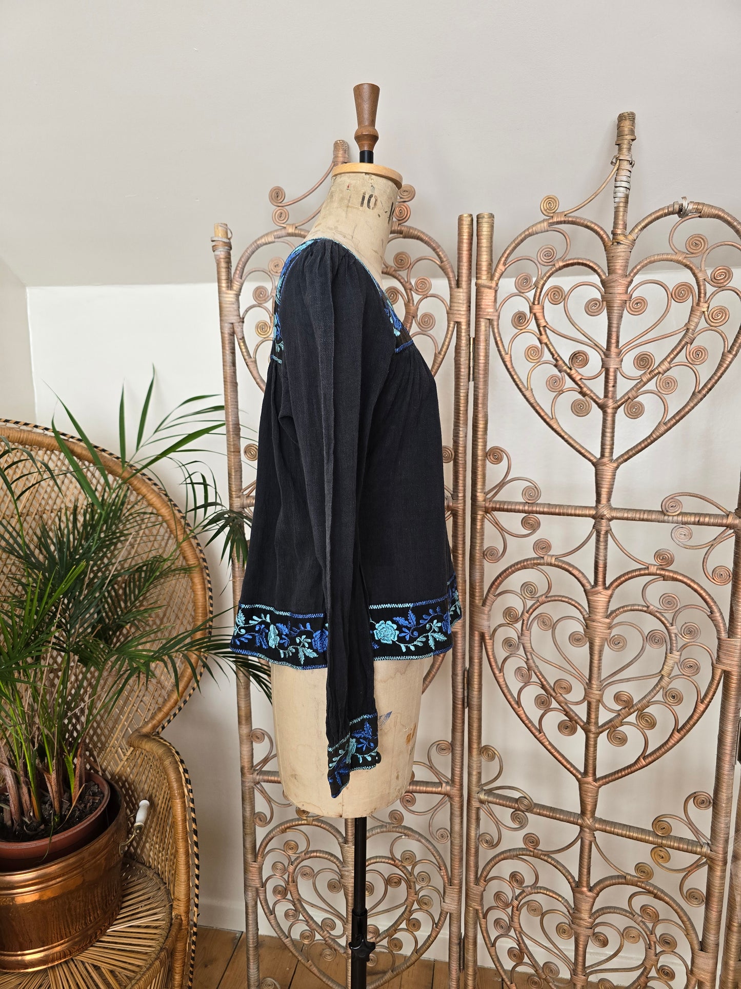 Vintage cheesecloth cotton blouse