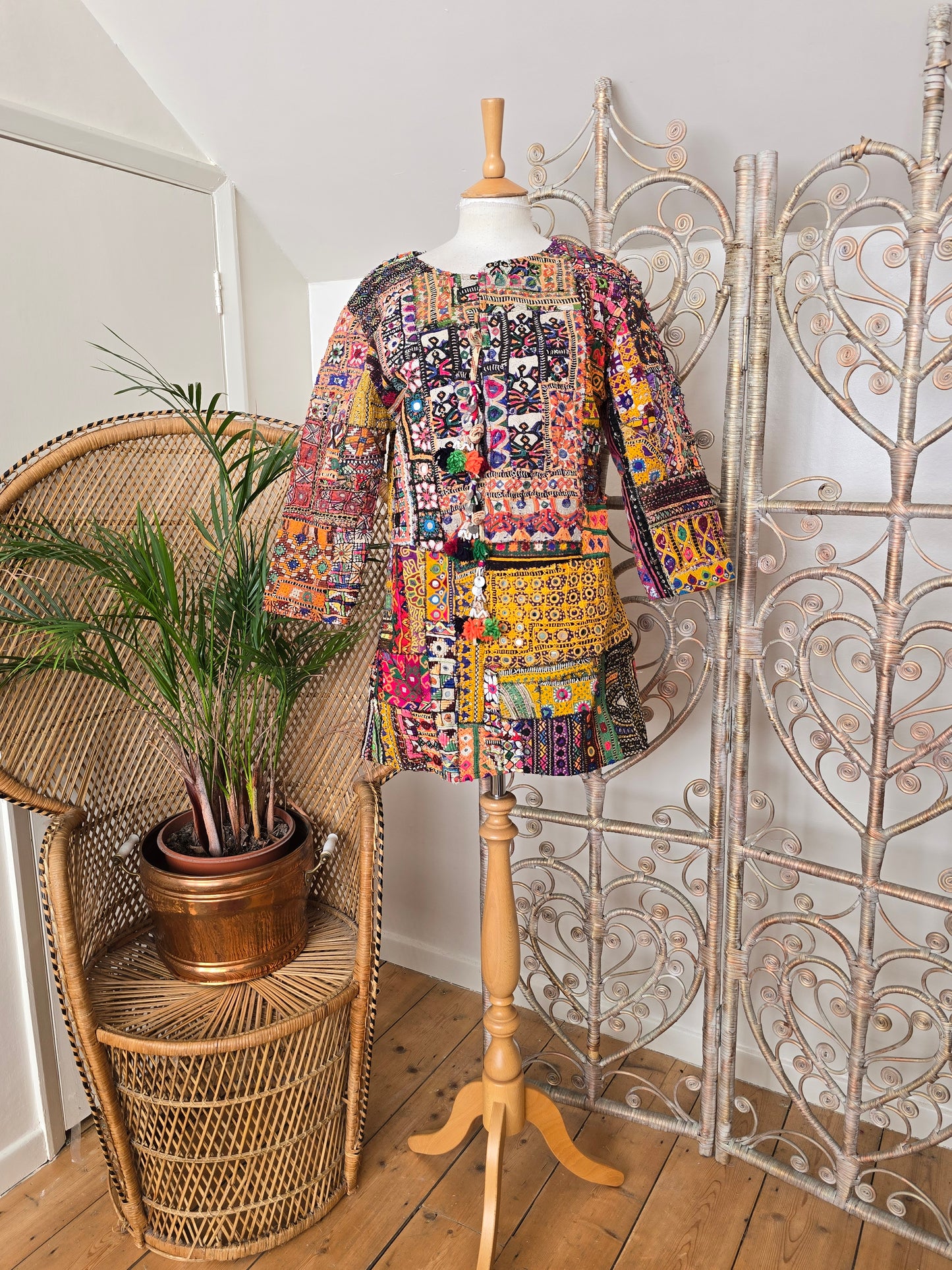 Vintage embroidered ethnic jacket