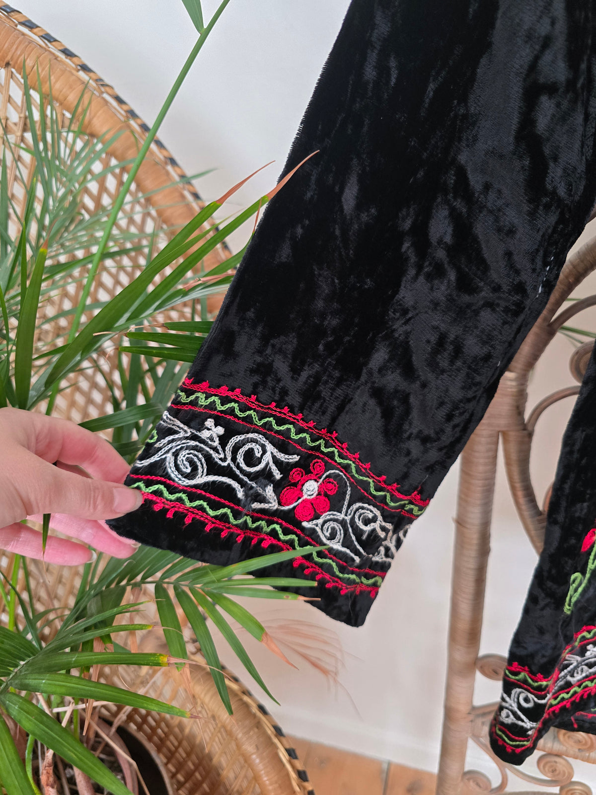 Vintage hooded embroidered velvet kaftan dress