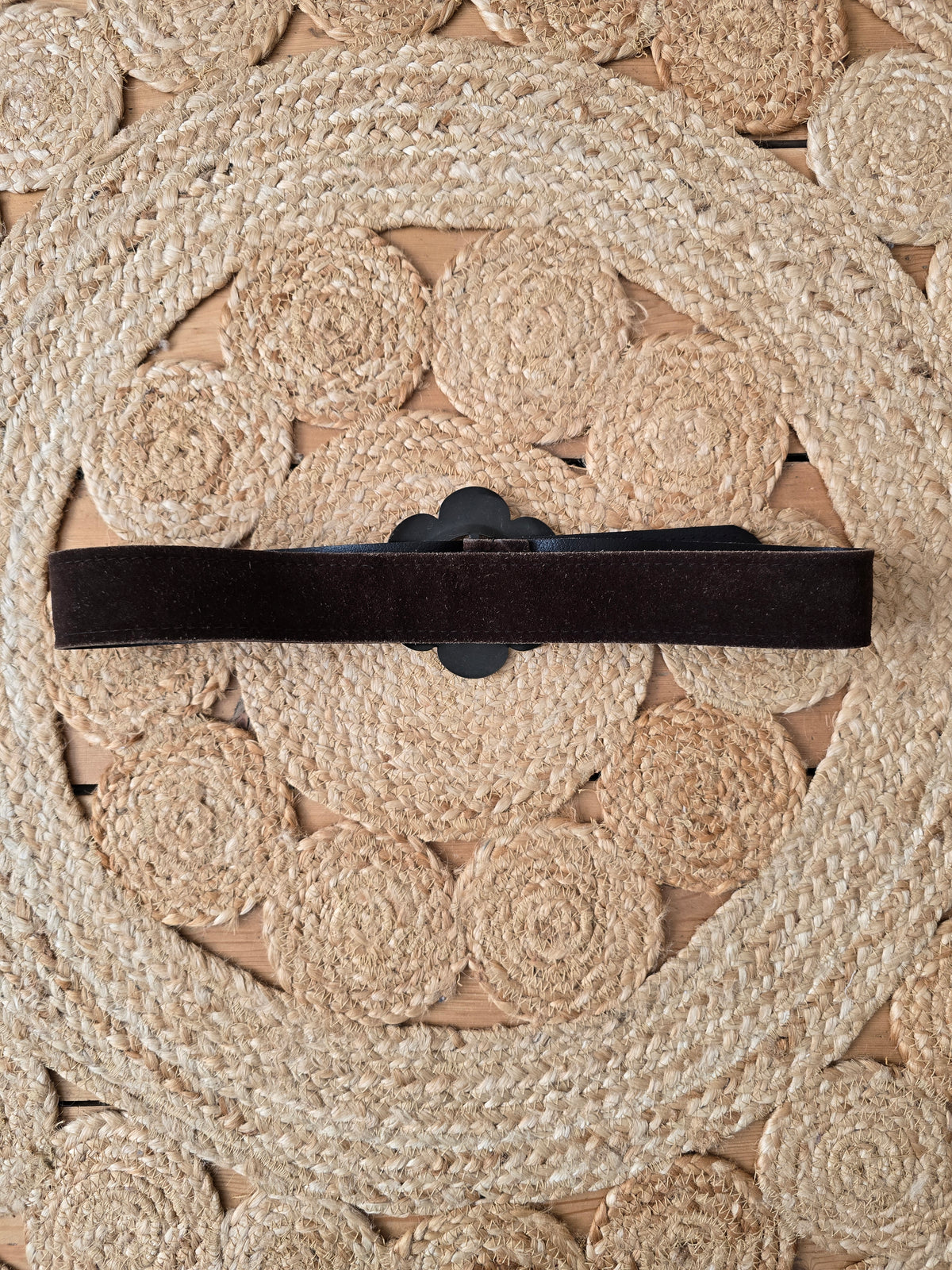 Vintage brown flower suede belt