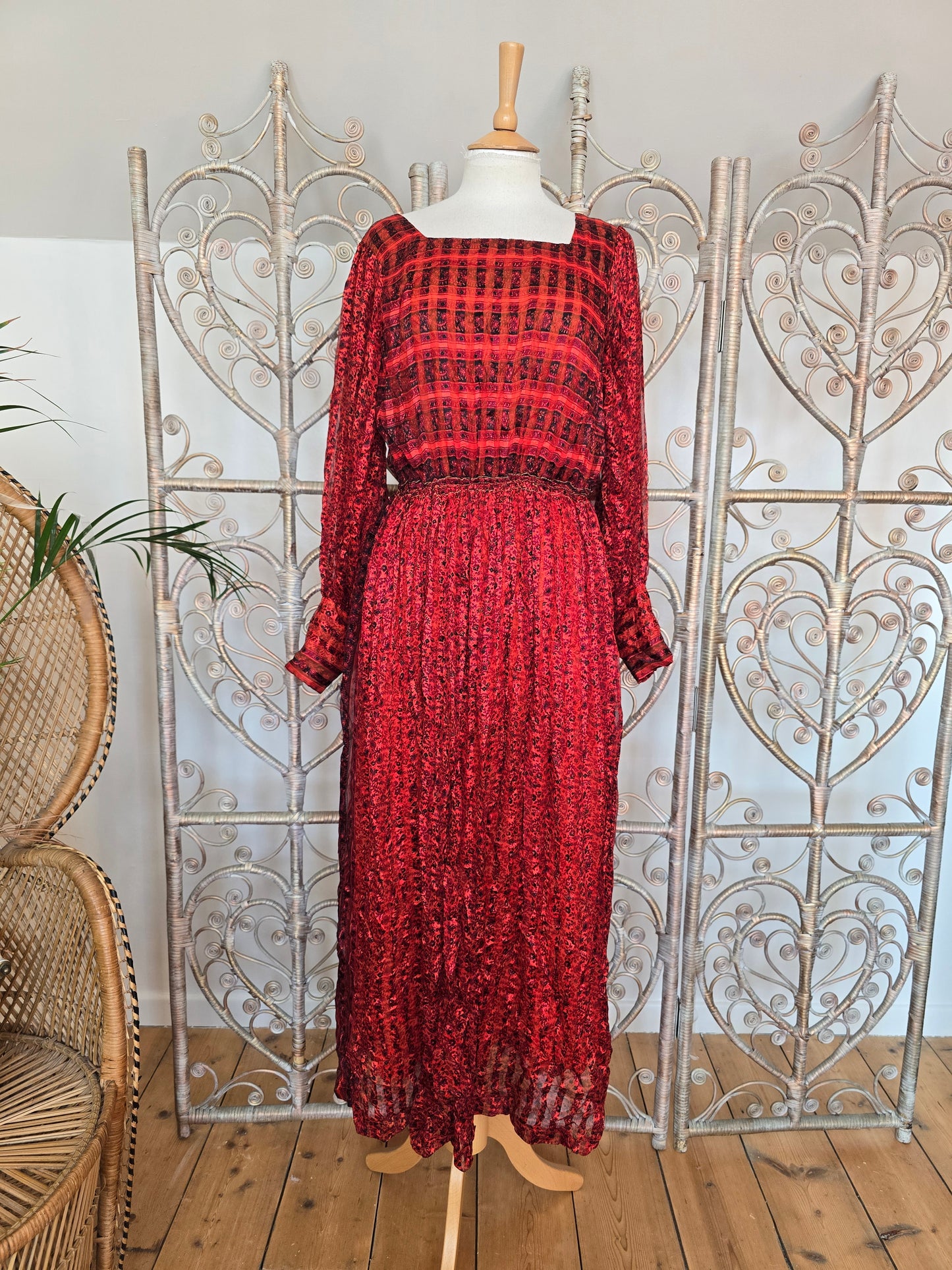 Vintage Raksha of Hindimp London silk Indian dress