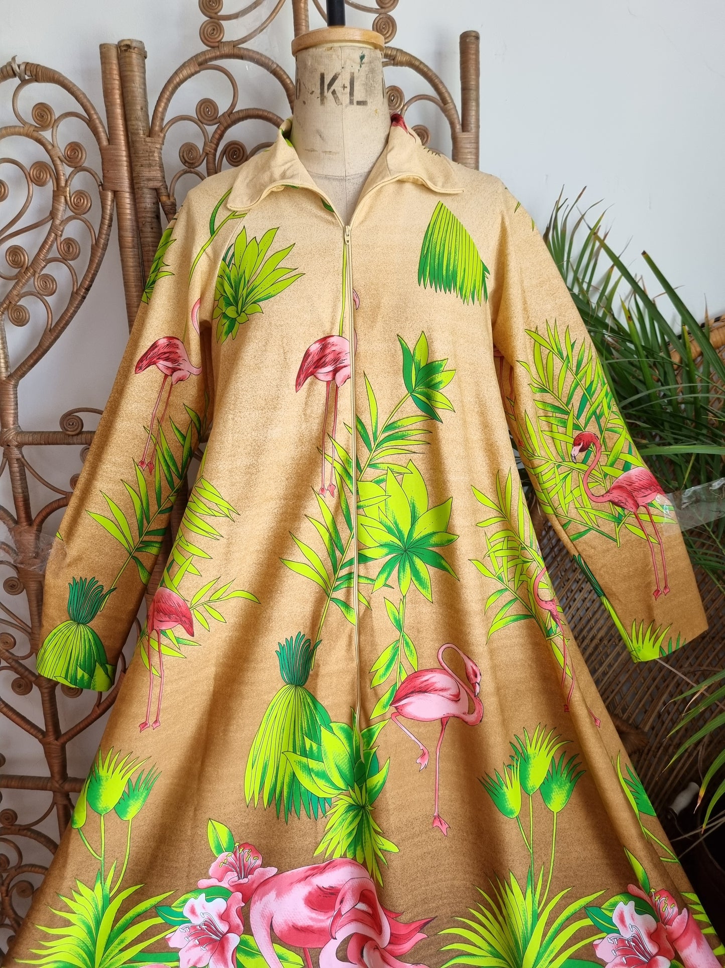 Vintage flamingo David Brown dress