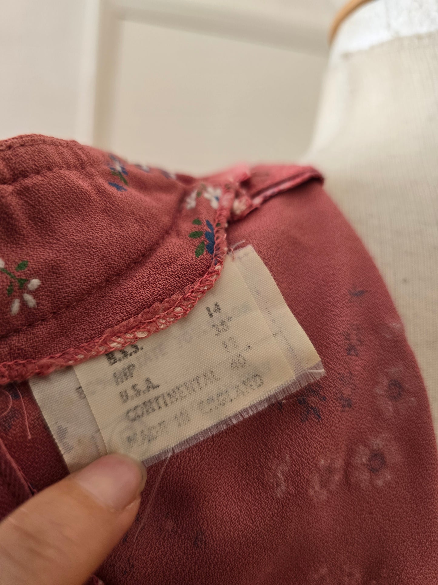 Vintage 70s floral dress
