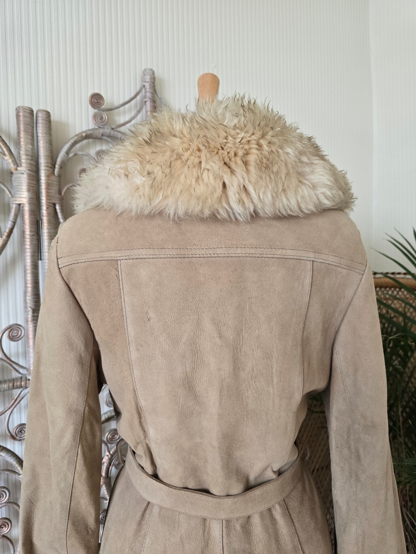 Vintage sheepskin collar suede coat