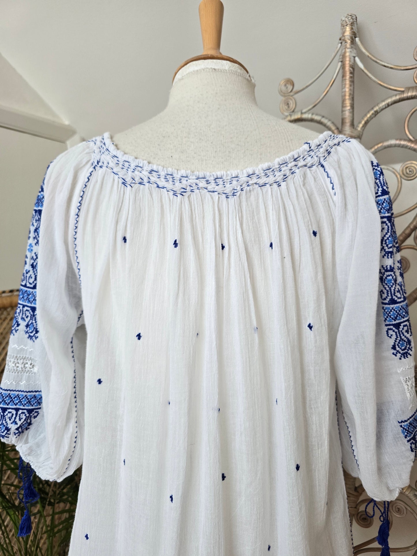 Vintage embroidered cheesecloth tunic blouse