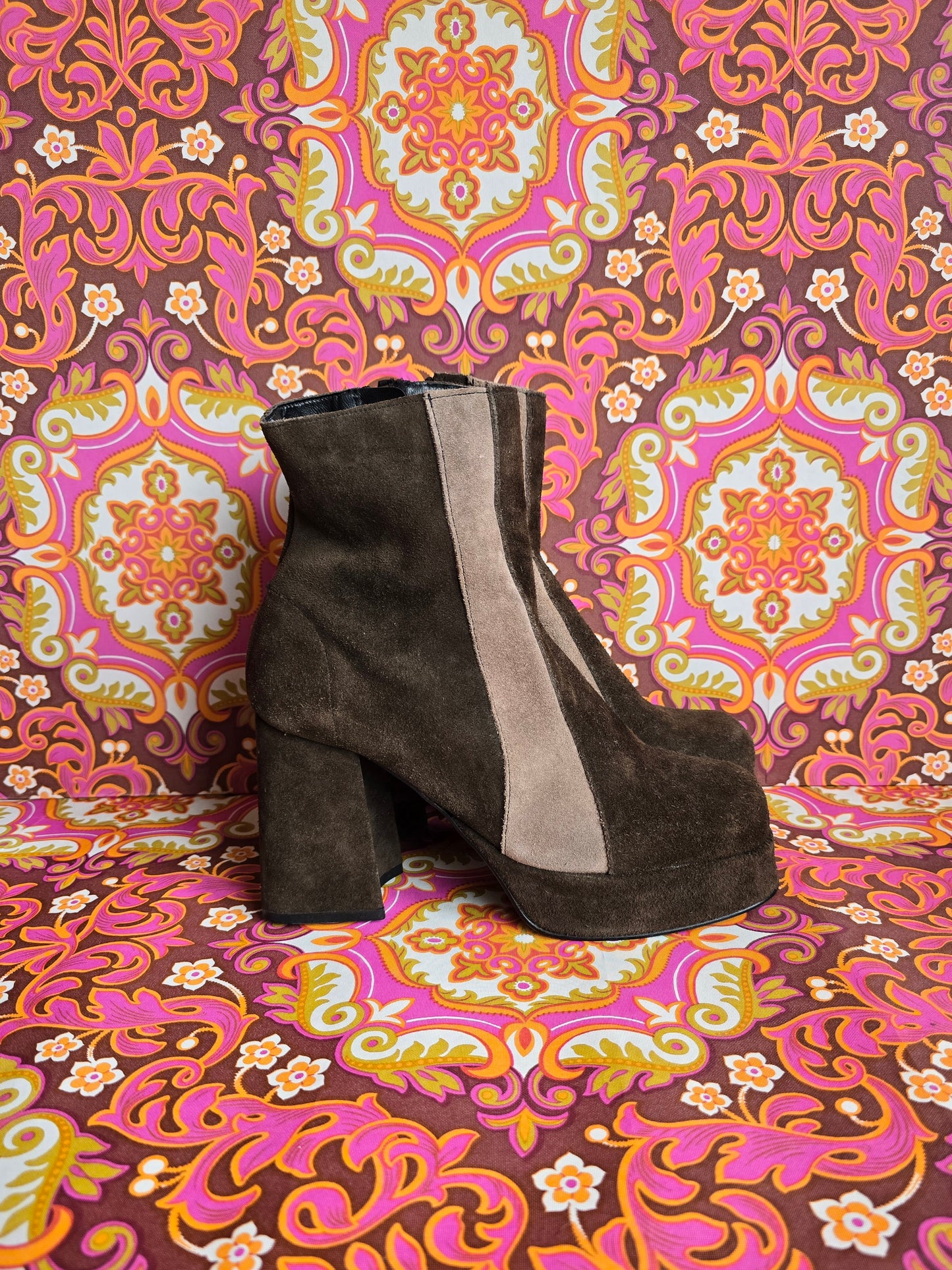 Vintage suede Rin Tin Tin boots size uk 6 Eur 39 us 8
