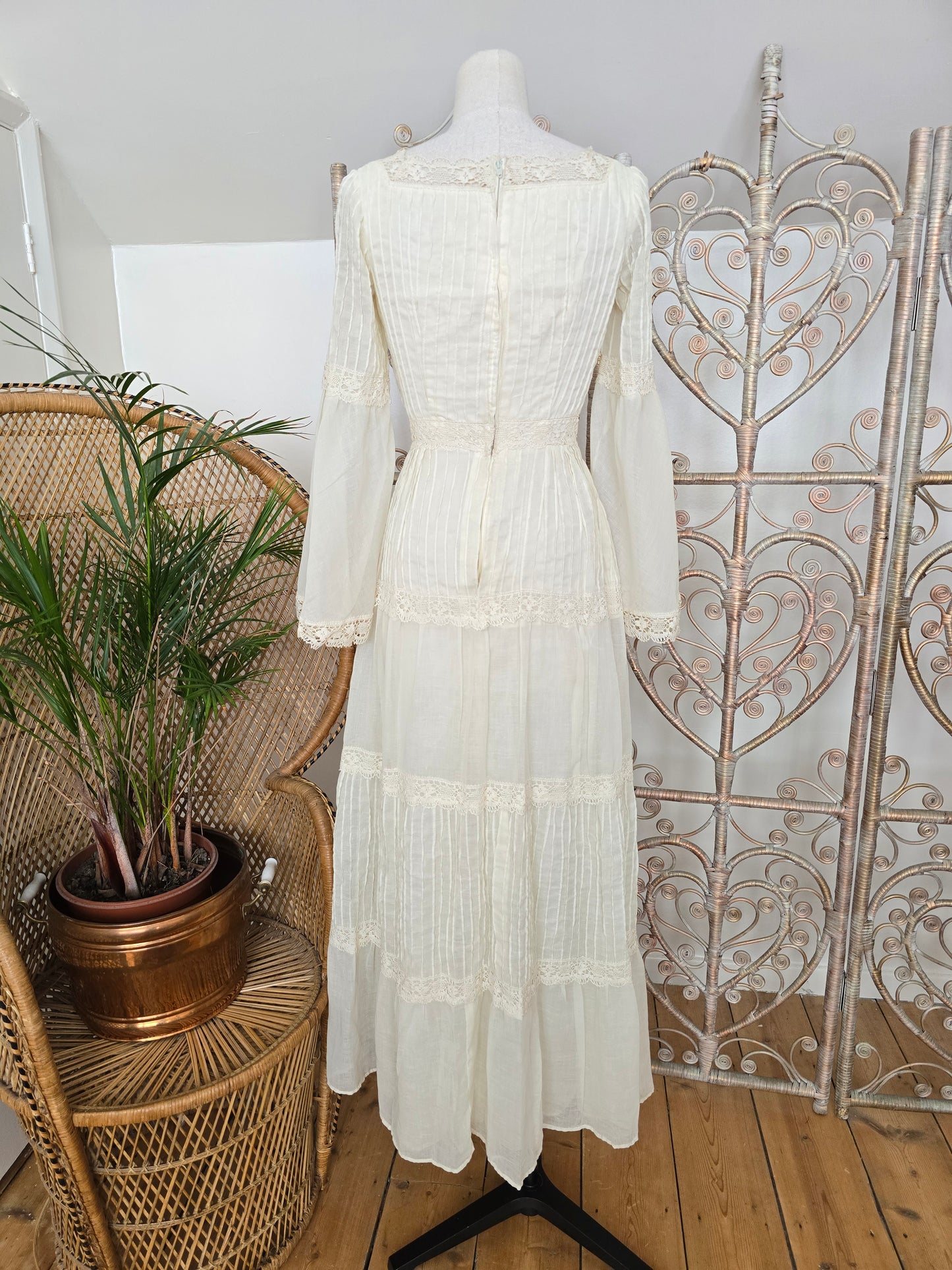 Vintage lace maxi dress