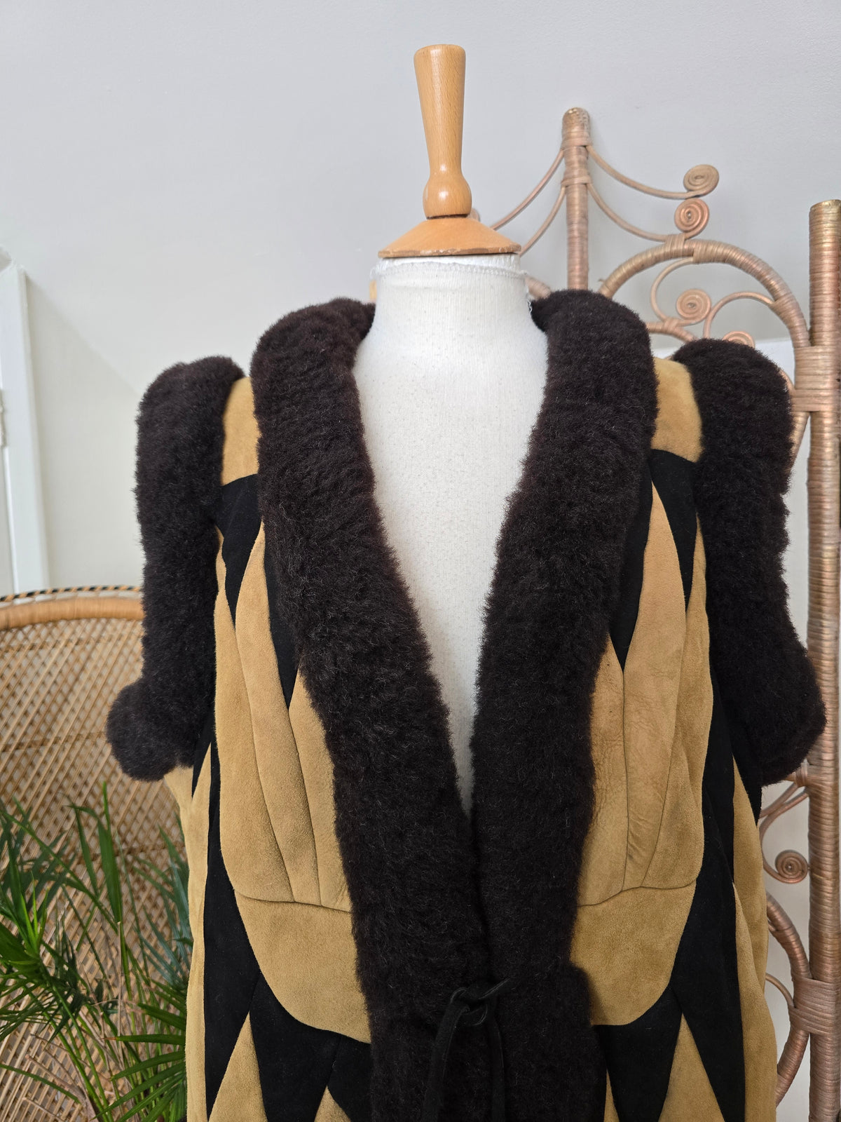 Vintage sheepskin 70s  waistcoat