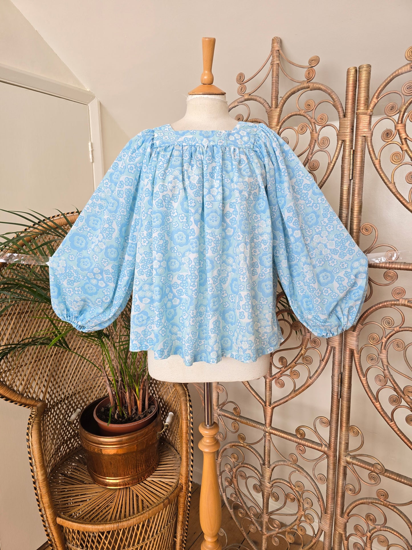 Vintage floral tunic blouse