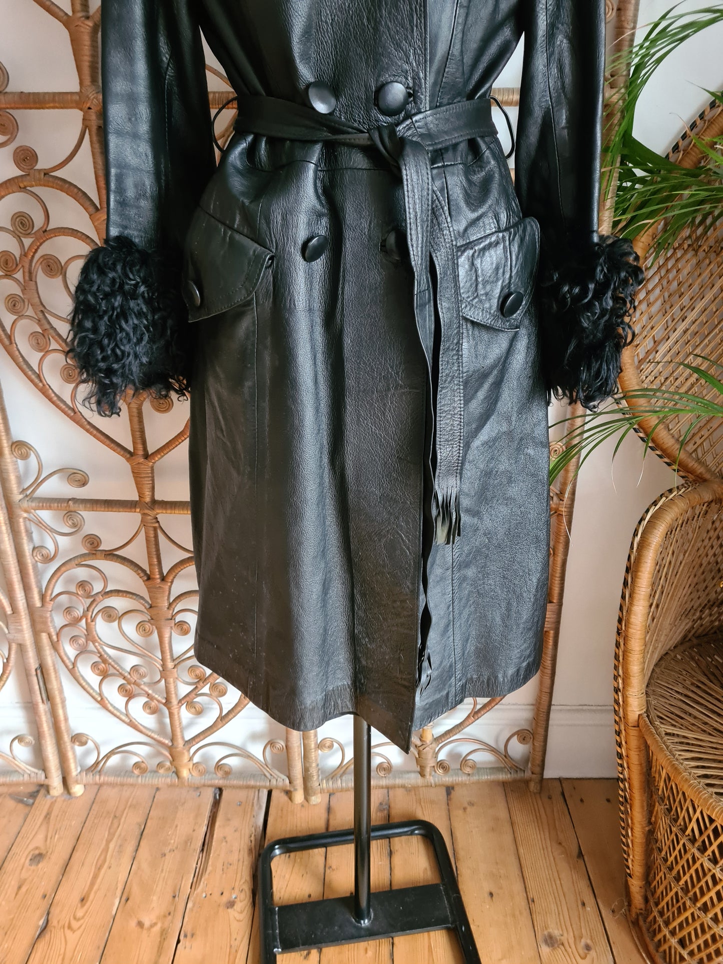 Vintage 70s leather coat