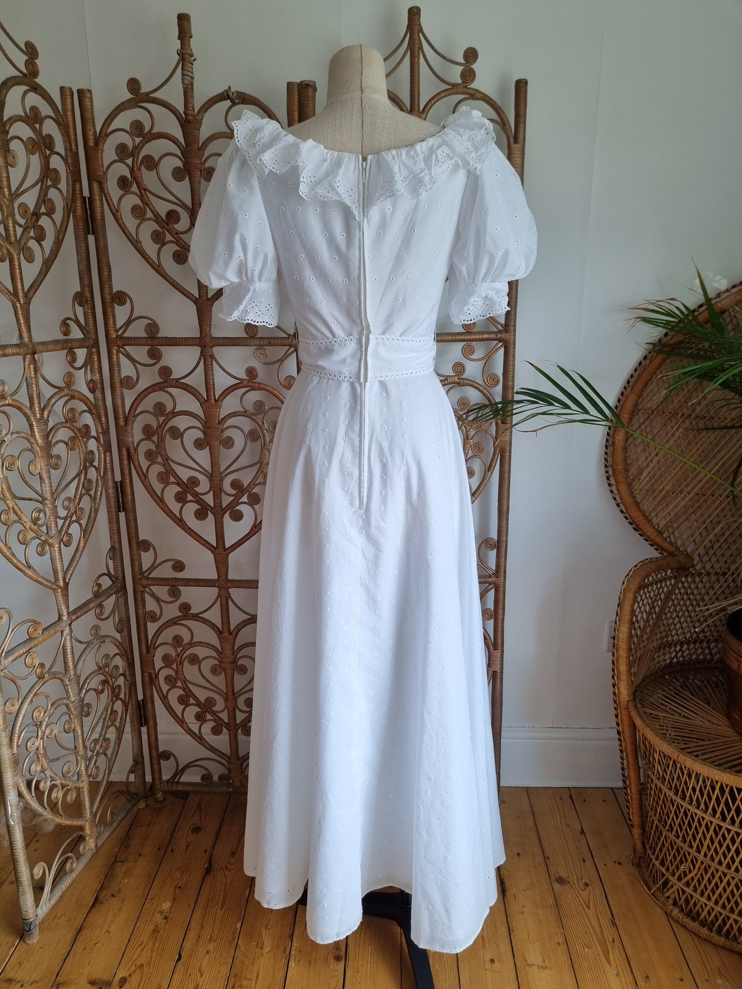 Vintage Embroidered anglaise 70s maxi dress