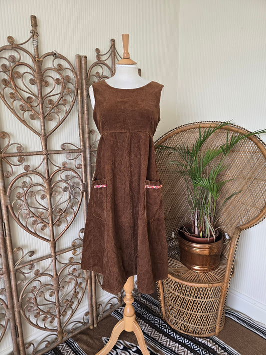 Vintage corduroy dress M