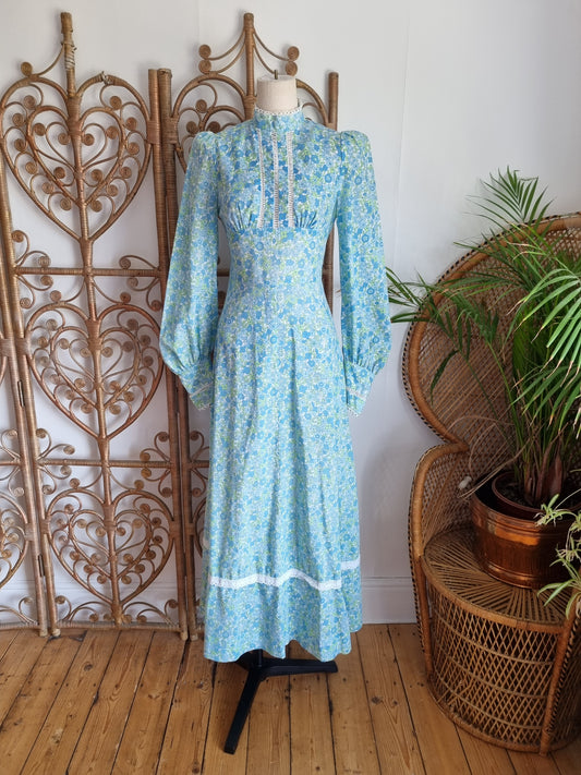 Vintage Earlybird dress