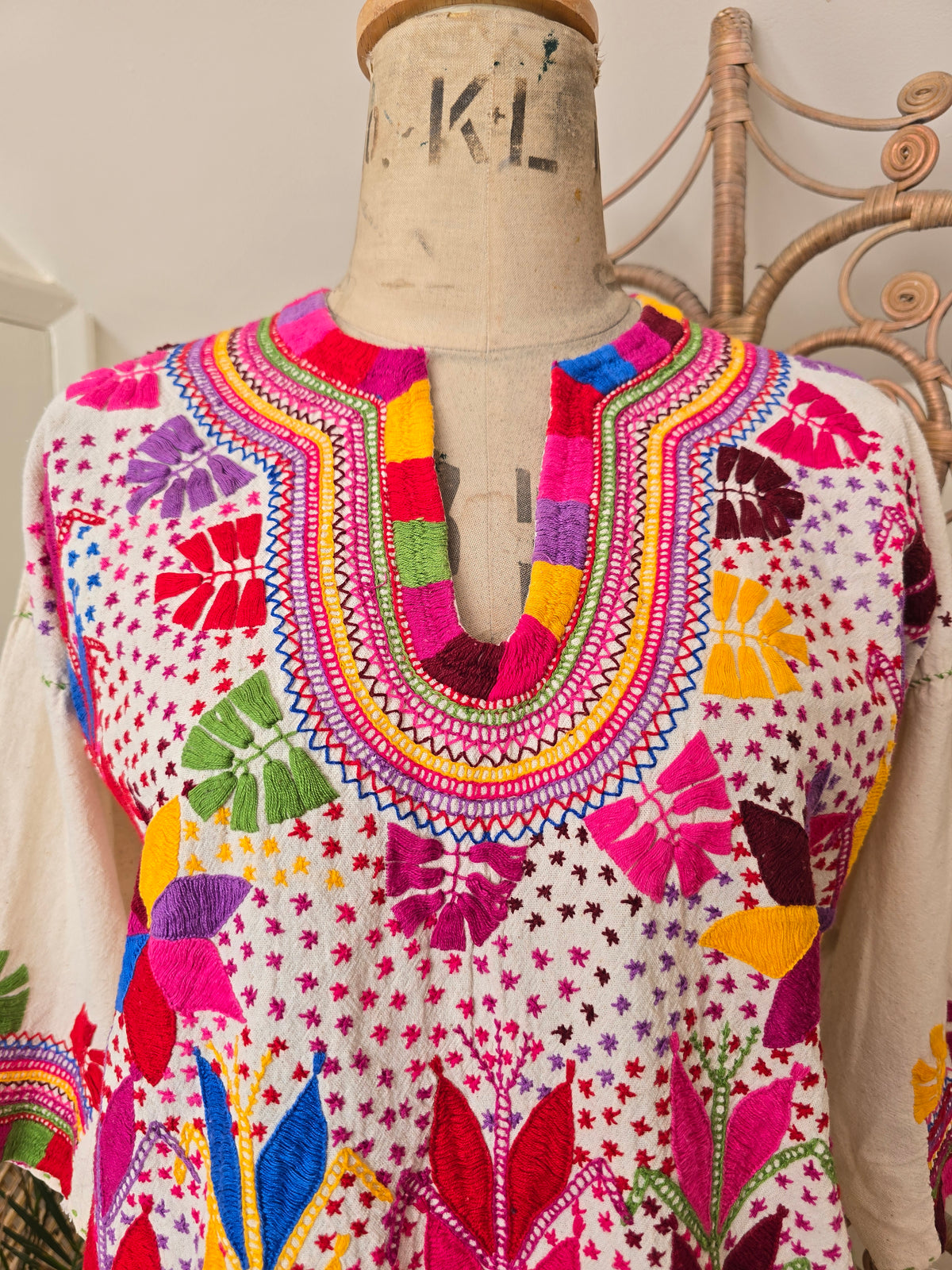 Vintage embroidered kaftan blouse