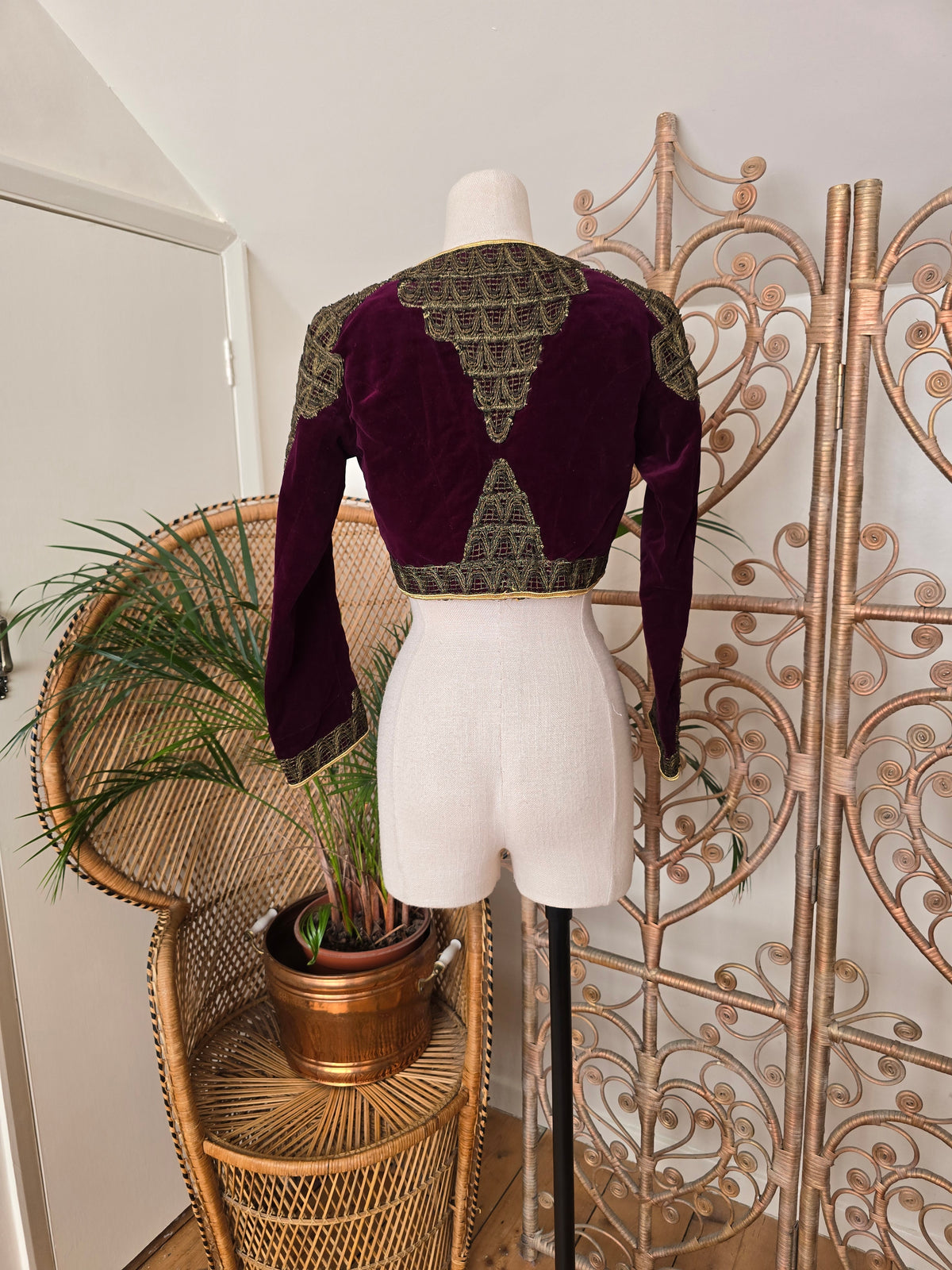 Vintage ottoman velvet embroidered jacket XS
