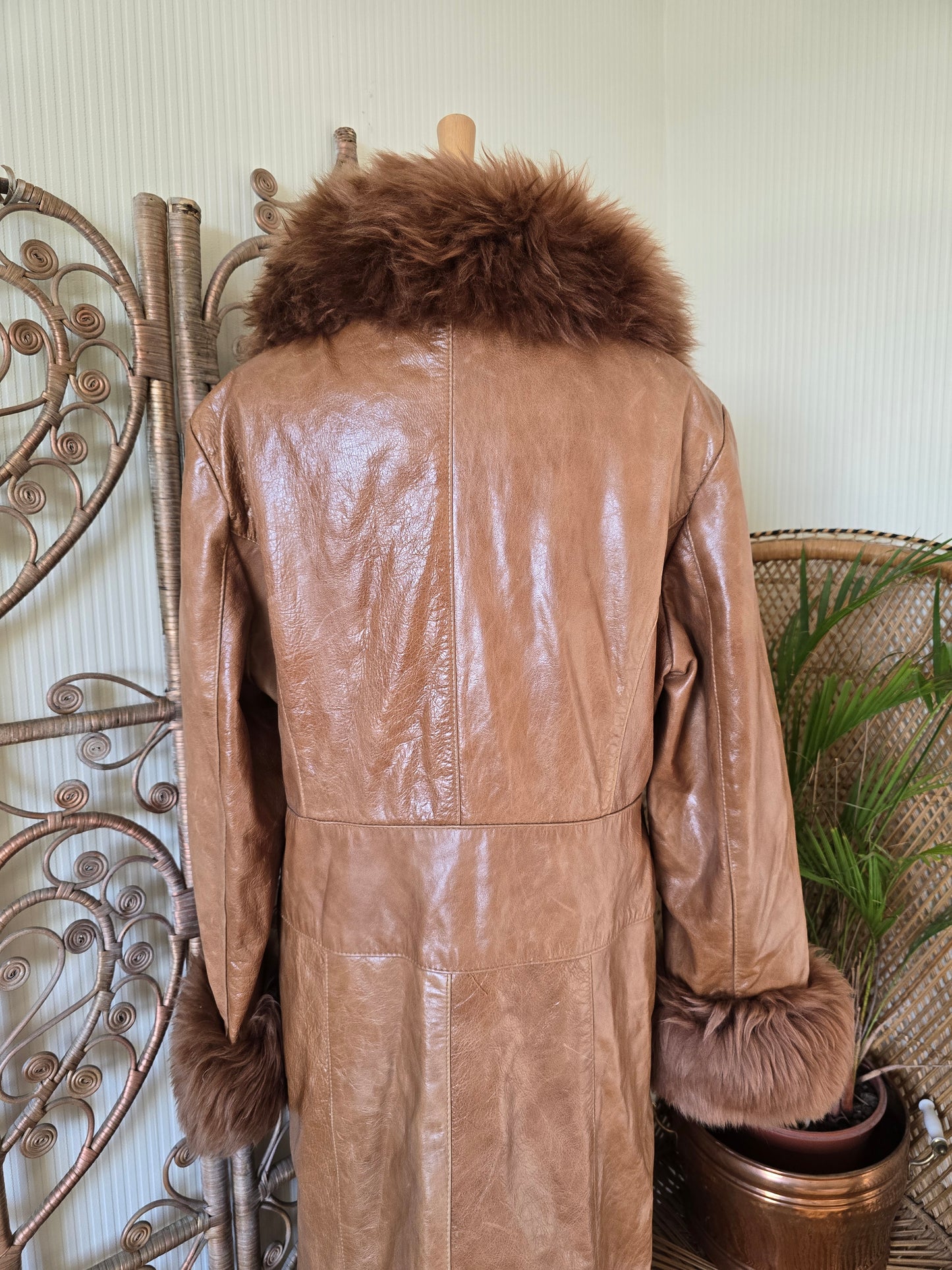 Vintage leather Sheepskin collar coat L